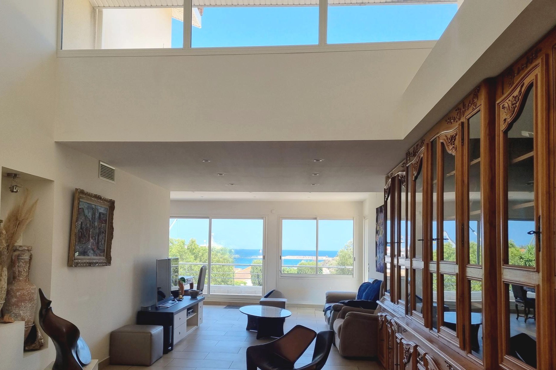  Property with sea and harbor view: 2 Houses, pool, and building potential - 物件實景