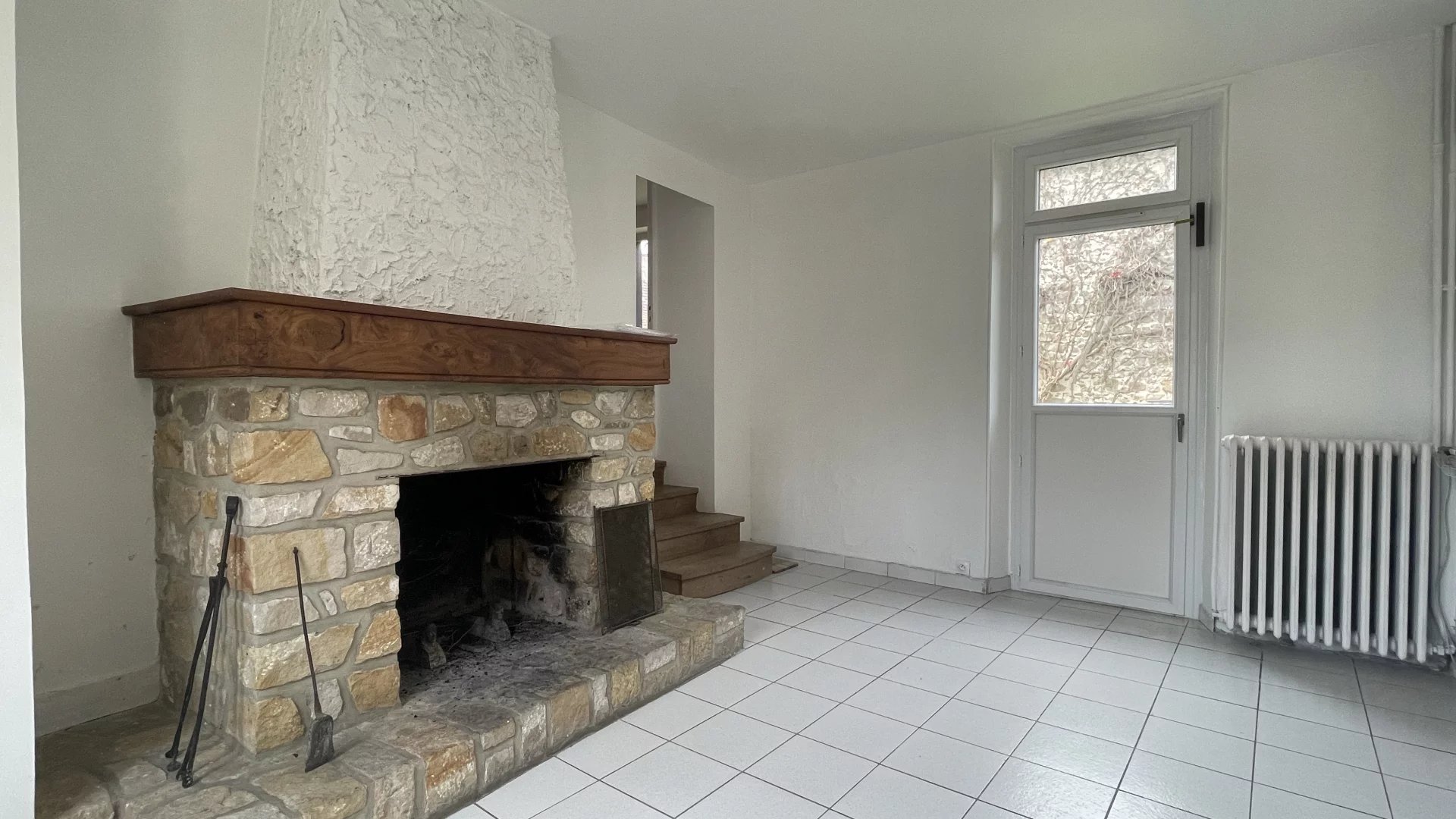 Samois-sur-Seine, Île-de-France, 77920, FR, 5 Bedrooms Bedrooms, ,5 BathroomsBathrooms,Residential,For Sale,1991595