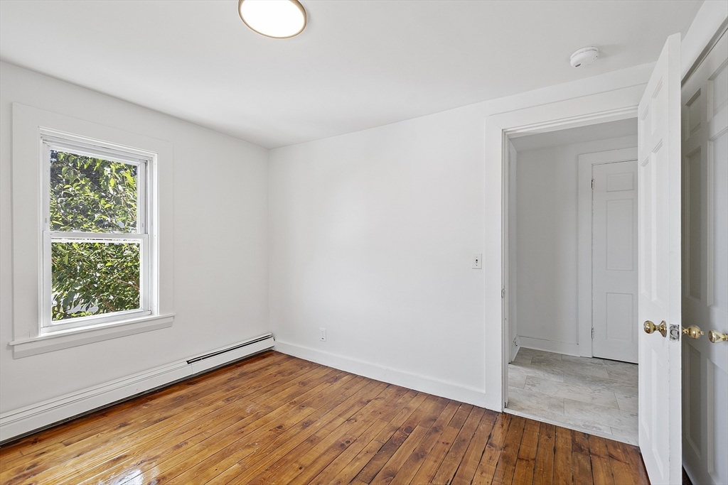 Fitchburg, Massachusetts, 01420, United States, 6 Bedrooms Bedrooms, ,3 BathroomsBathrooms,Residential,For Sale,1925075