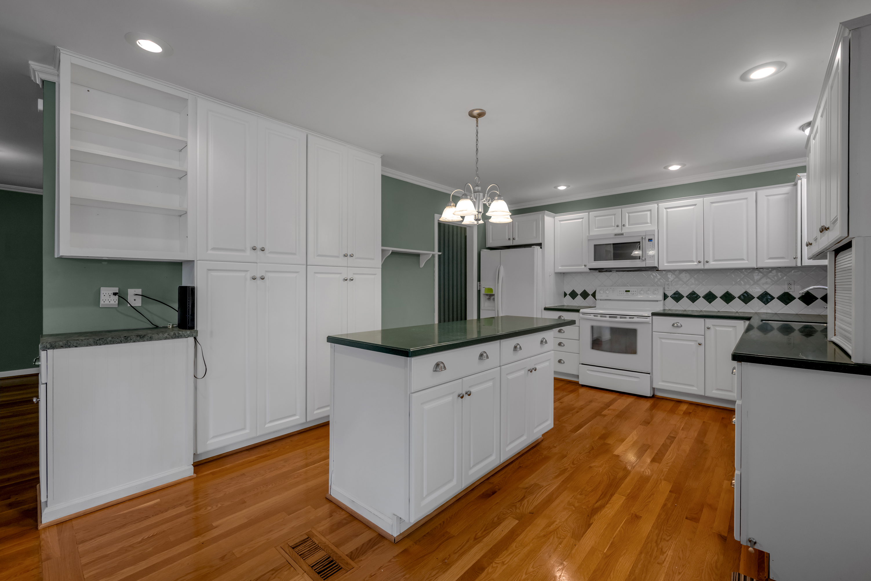  3418 Greentree Road - 物件實景