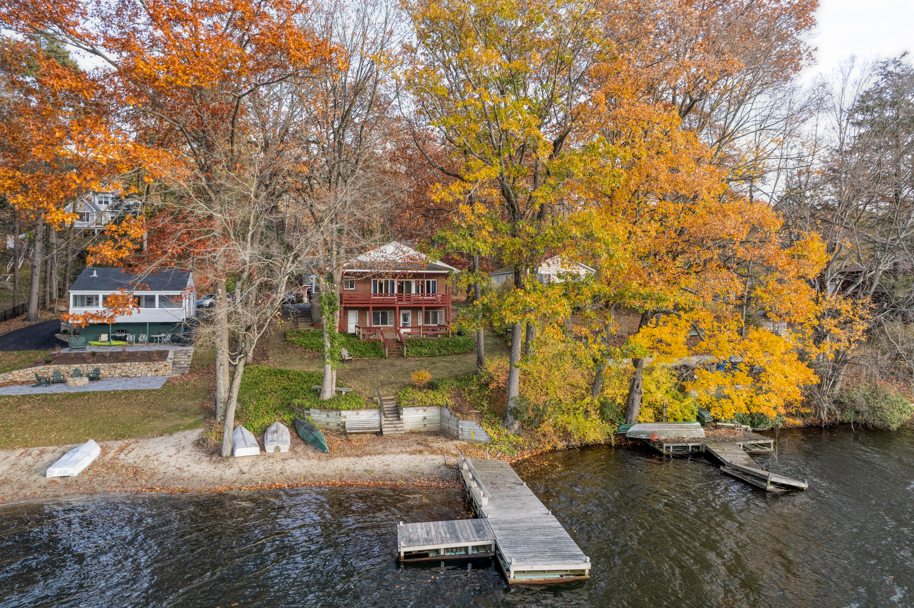 Guilford, Connecticut, 06437, United States, 3 Bedrooms Bedrooms, ,2 BathroomsBathrooms,Residential,For Sale,1994597