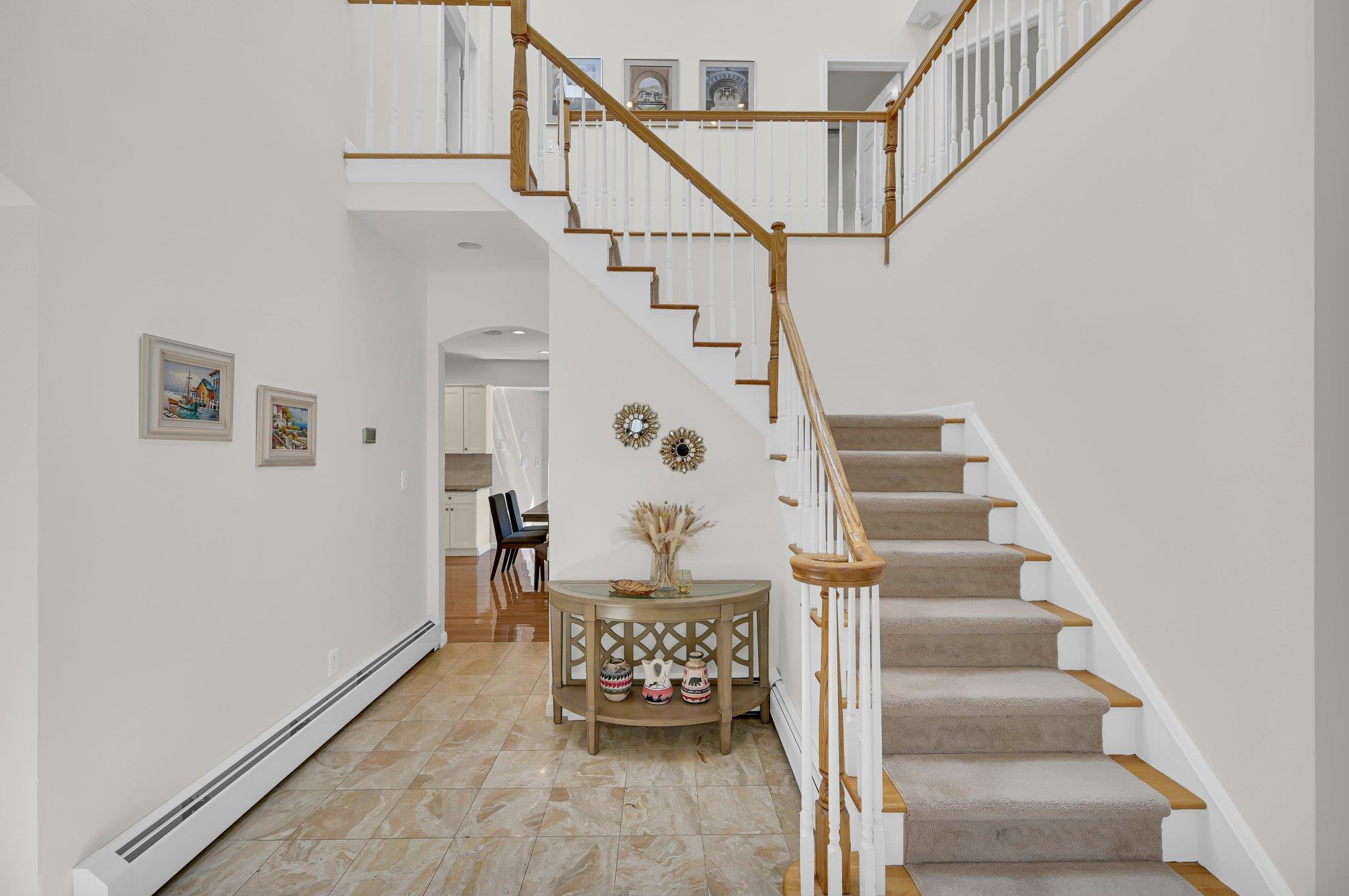 New City, New York, 10956, United States, 6 Bedrooms Bedrooms, ,4 BathroomsBathrooms,Residential,For Sale,1830143