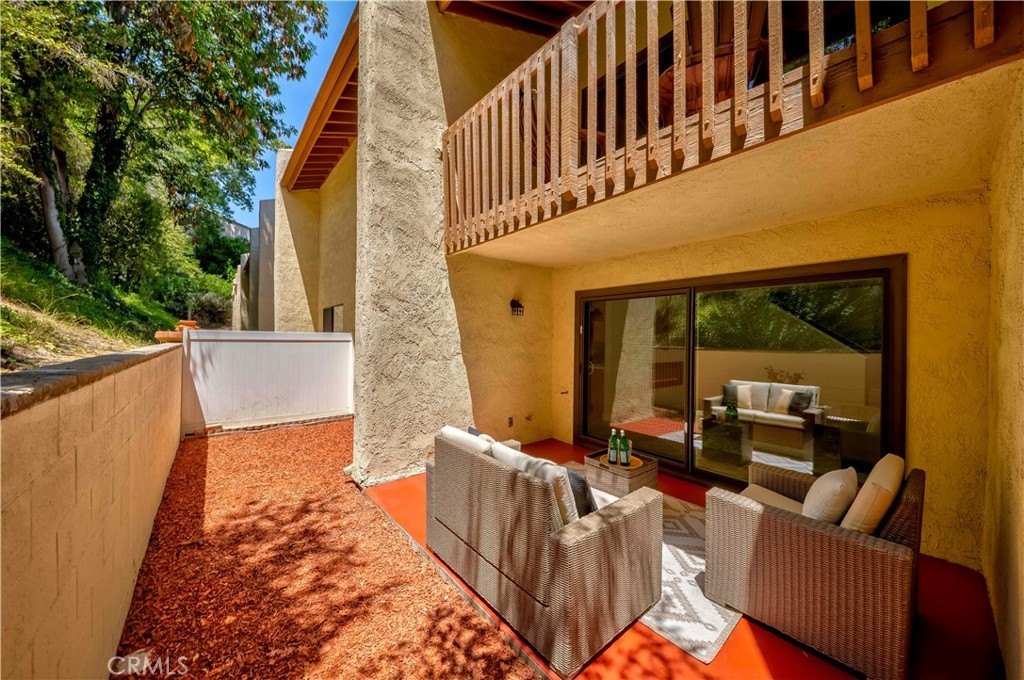 Fullerton, California, 92833, United States, 2 Bedrooms Bedrooms, ,3 BathroomsBathrooms,Residential,For Sale,1890982
