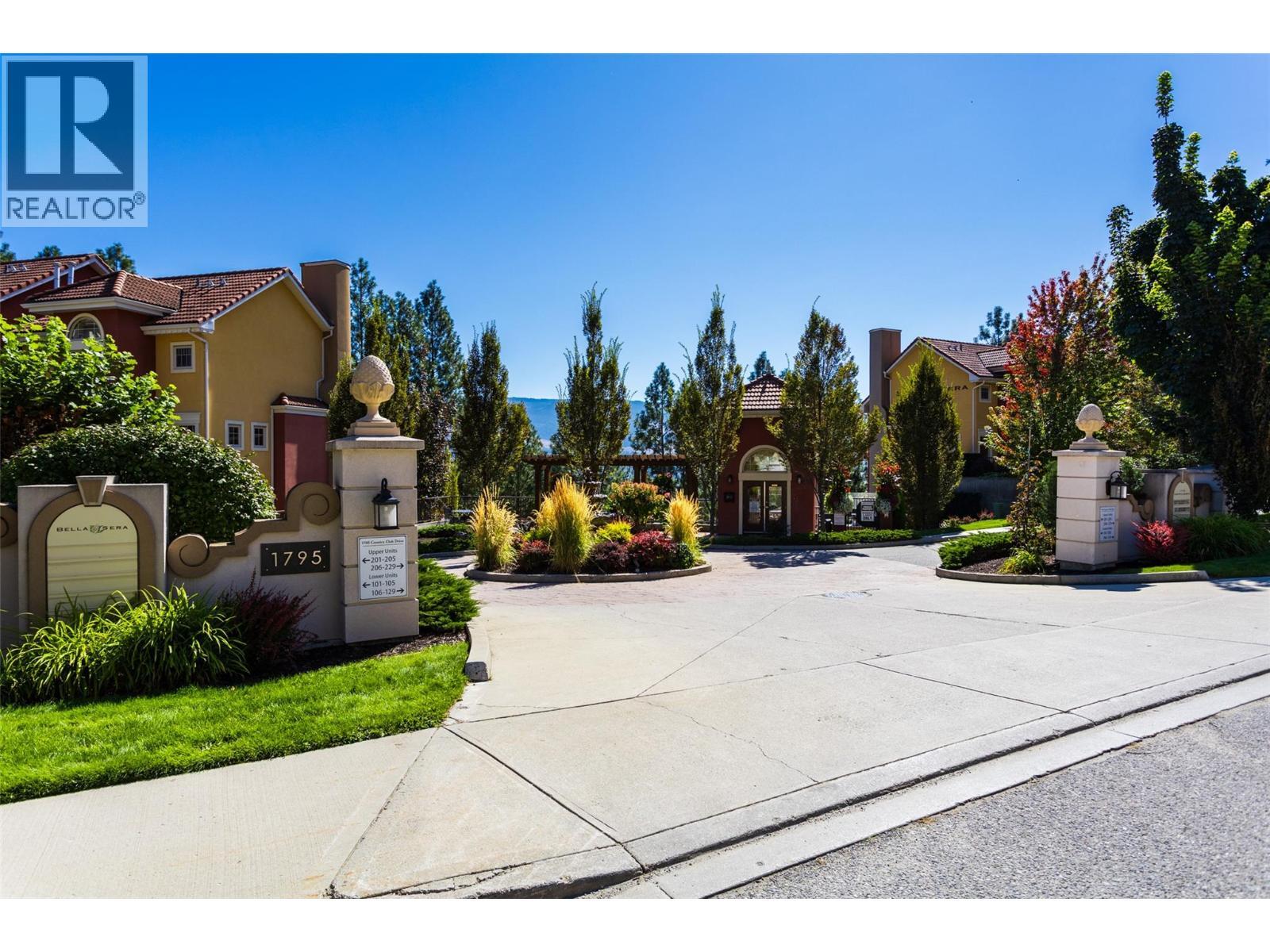 KELOWNA, British Columbia, V1V 2V9, CA, 2 Bedrooms Bedrooms, ,2 BathroomsBathrooms,Residential,For Sale,1960858