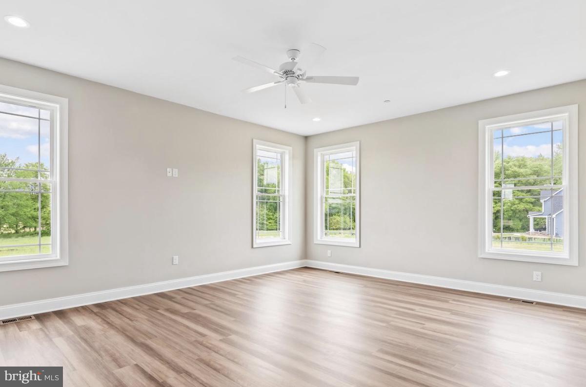 Centreville, Maryland, 21617, United States, 4 Bedrooms Bedrooms, ,4 BathroomsBathrooms,Residential,For Sale,1856014