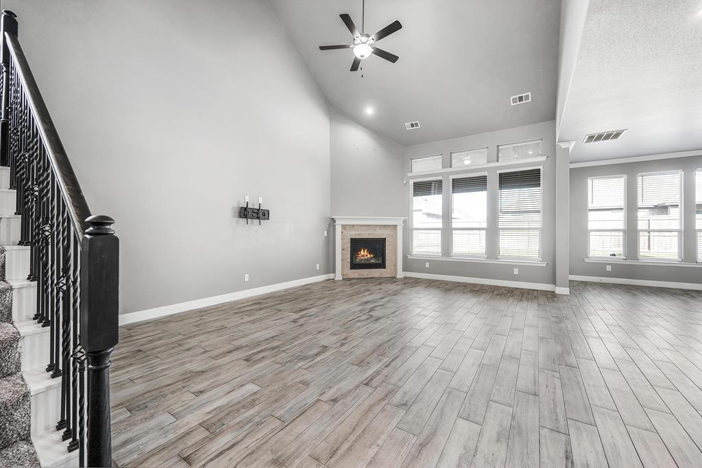 Midland, Texas, 79705, United States, 5 Bedrooms Bedrooms, ,5 BathroomsBathrooms,Residential,For Sale,1998422