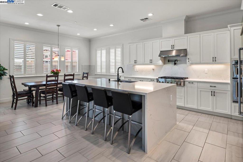 San Ramon, California, 94582, United States, 4 Bedrooms Bedrooms, ,4 BathroomsBathrooms,Residential,For Sale,1905667