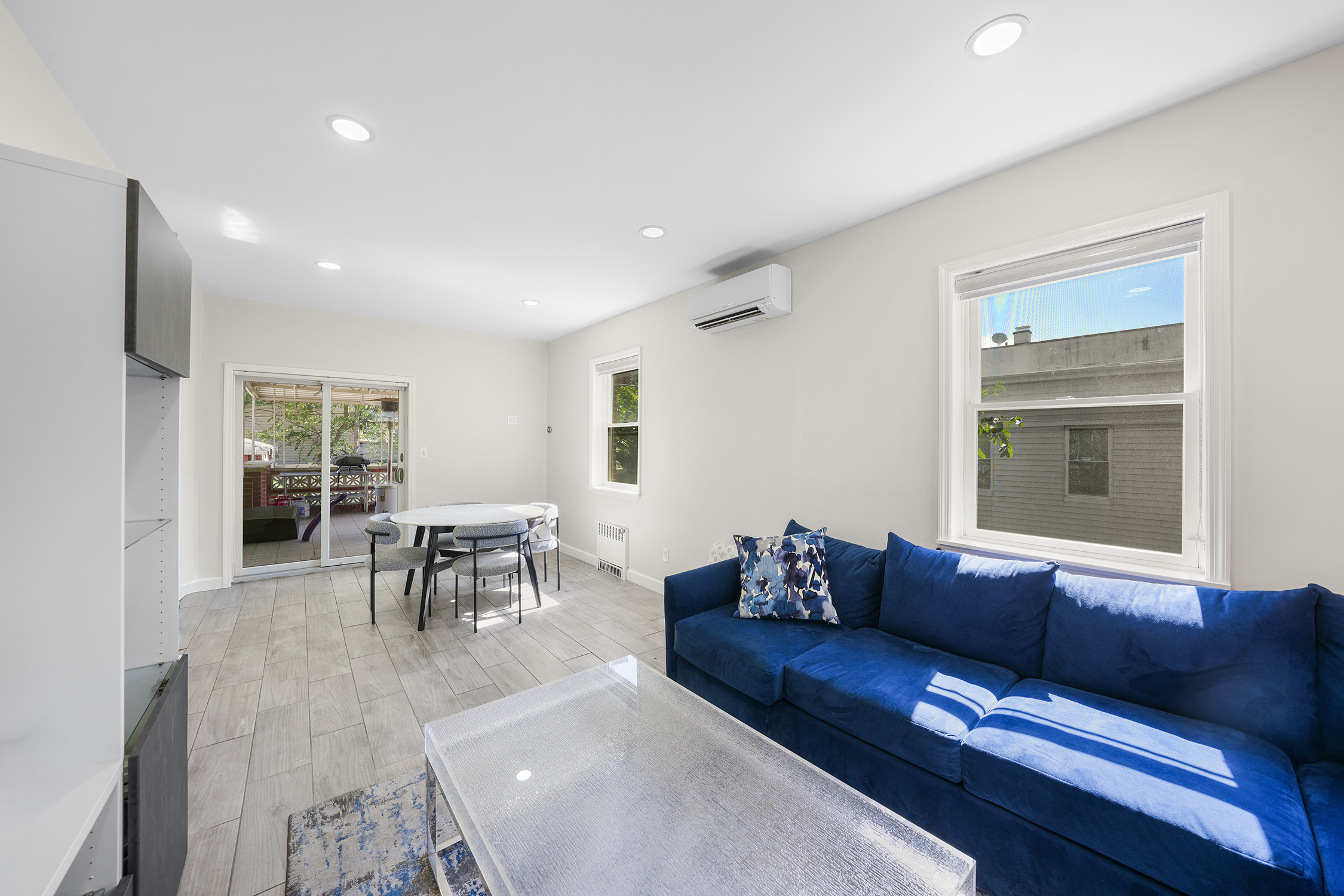 Brooklyn, New York, 11230, United States, 4 Bedrooms Bedrooms, ,4 BathroomsBathrooms,Residential,For Sale,1981094