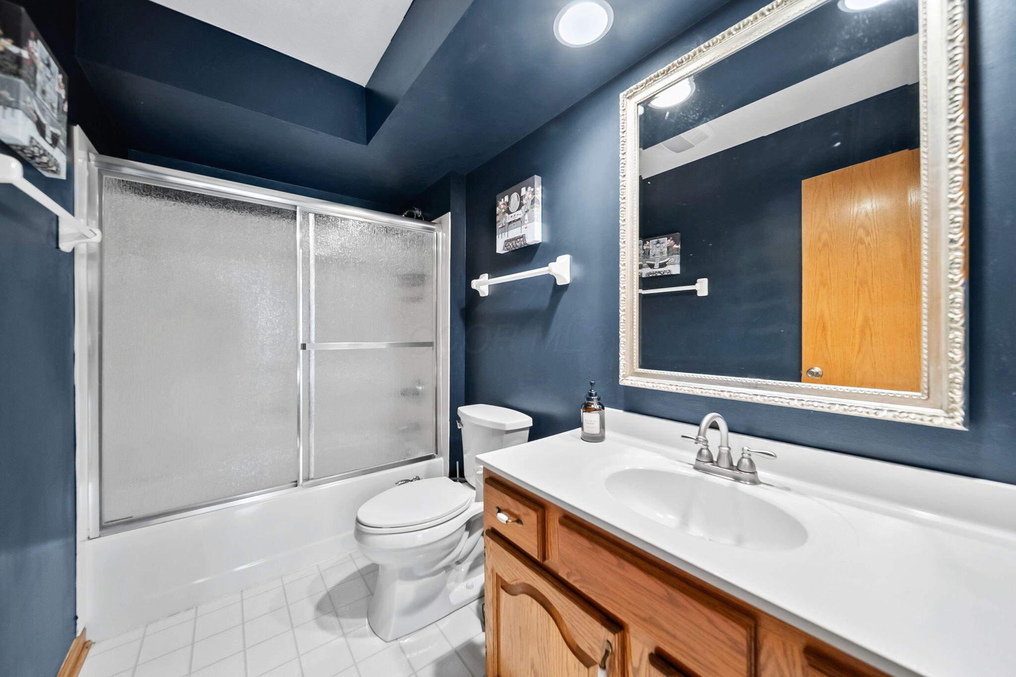 Dublin, Ohio, 43017, United States, 4 Bedrooms Bedrooms, ,4 BathroomsBathrooms,Residential,For Sale,1883217