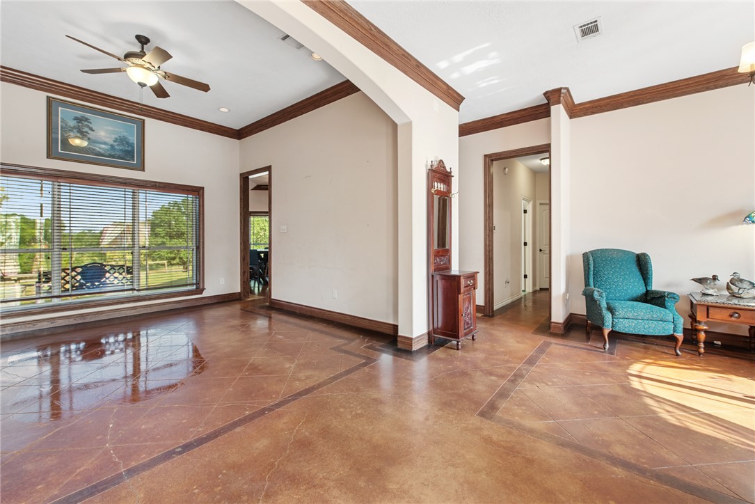 Normangee, Texas, 77871, United States, 4 Bedrooms Bedrooms, ,3 BathroomsBathrooms,Residential,For Sale,1938377