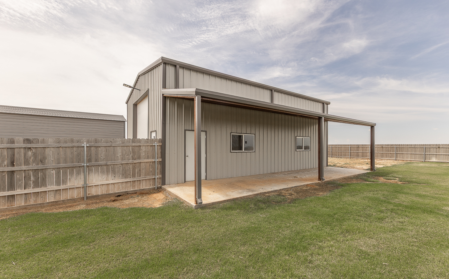Lubbock, Texas, 79423, United States, 4 Bedrooms Bedrooms, ,3 BathroomsBathrooms,Residential,For Sale,1926032