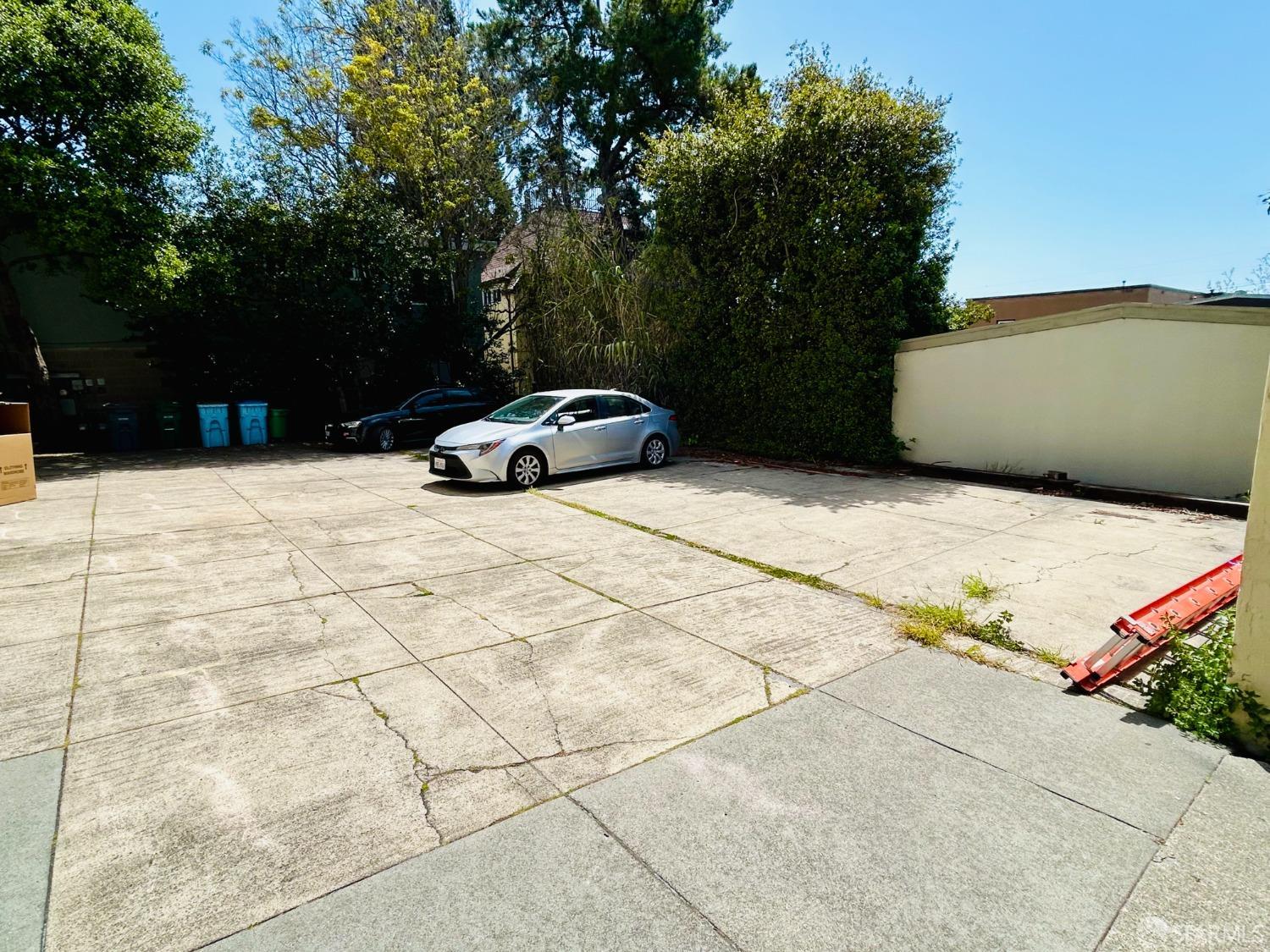 Berkeley, California, 94708, United States, 8 Bedrooms Bedrooms, ,Residential,For Sale,1940563