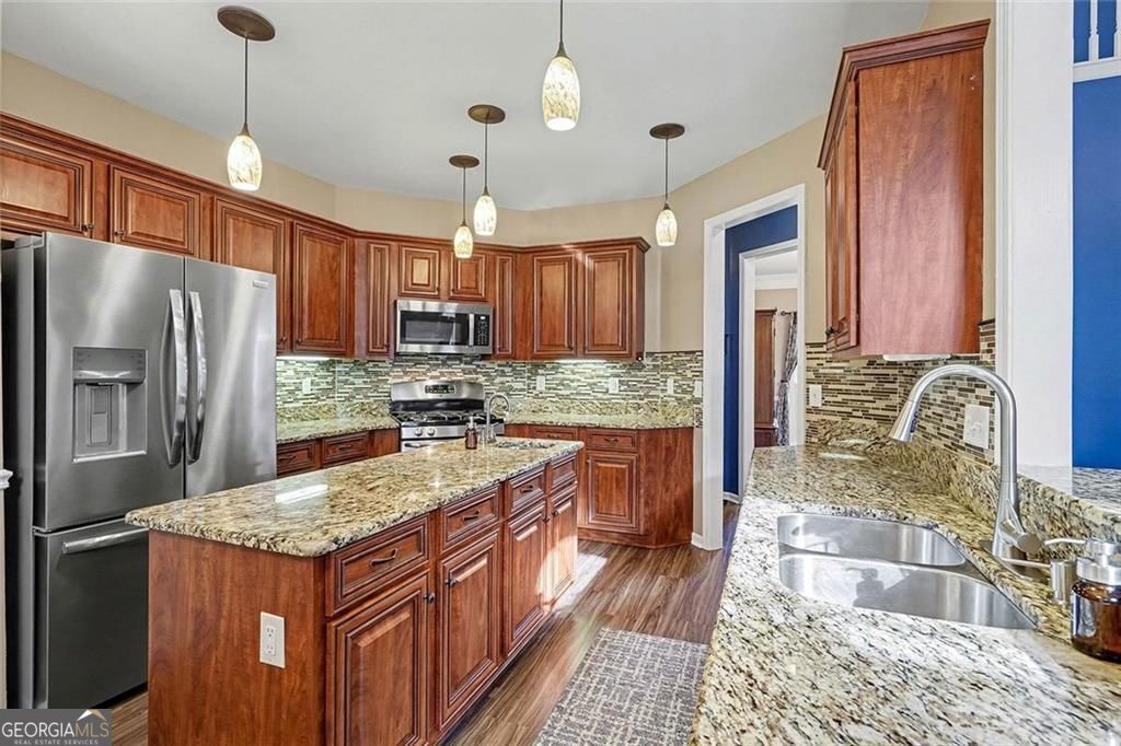 Powder Springs, Georgia, 30127, United States, 6 Bedrooms Bedrooms, ,4 BathroomsBathrooms,Residential,For Sale,2010125