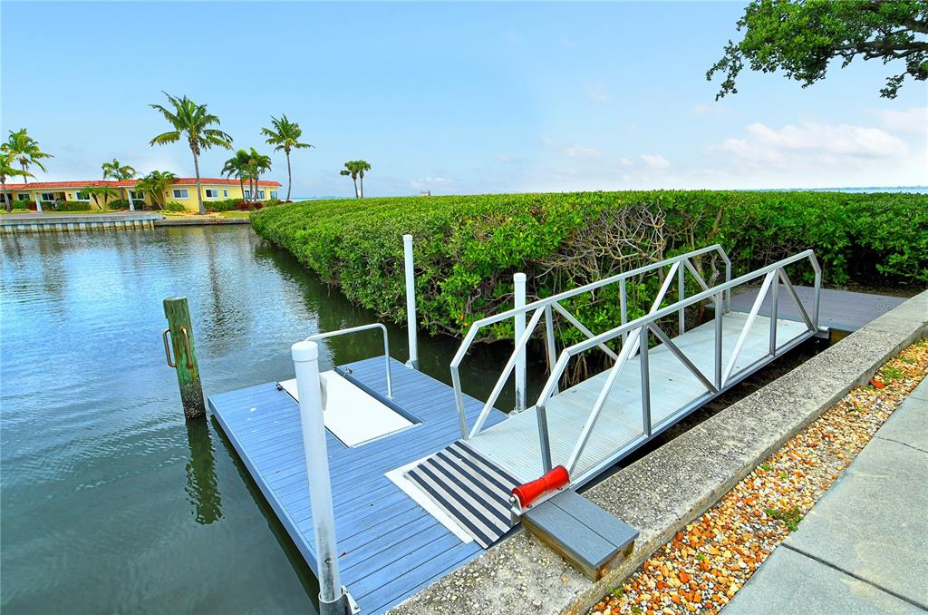 Longboat Key, Florida, 34228, United States, 2 Bedrooms Bedrooms, ,2 BathroomsBathrooms,Residential,For Sale,1837810