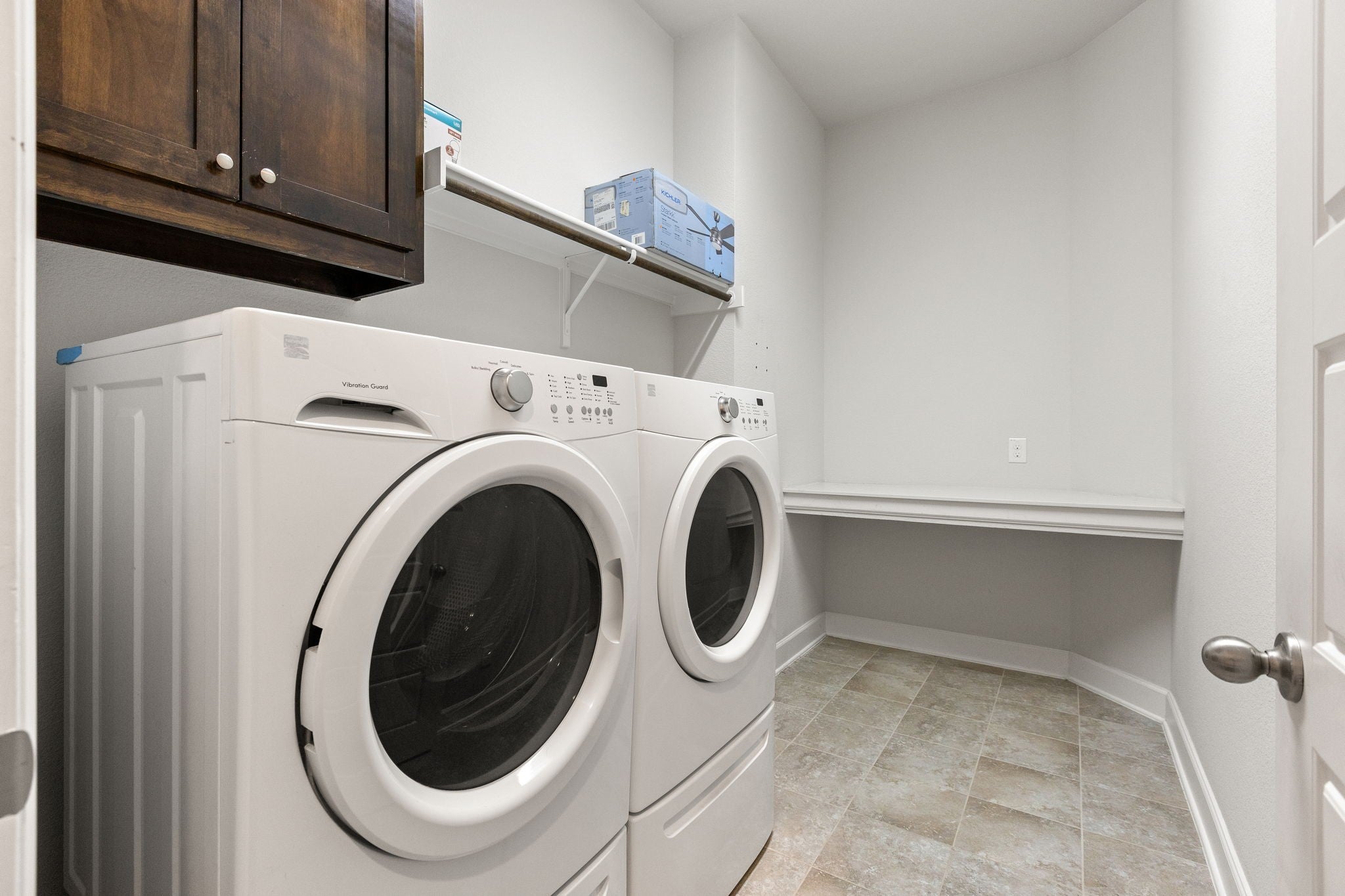 Mansfield, Texas, 76063, United States, 4 Bedrooms Bedrooms, ,4 BathroomsBathrooms,Residential,For Sale,1979956