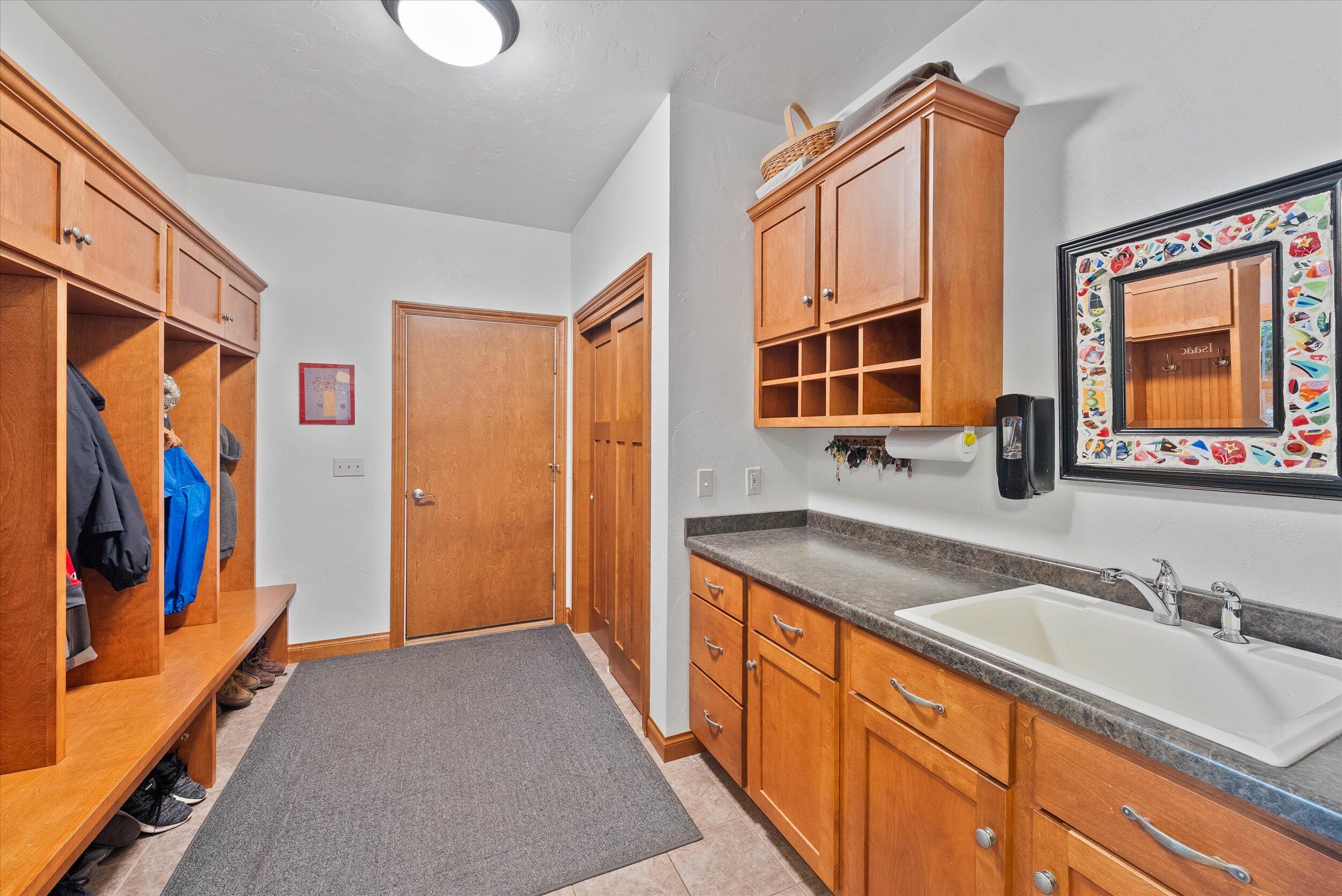 West Bend, Wisconsin, 53095, United States, 4 Bedrooms Bedrooms, ,4 BathroomsBathrooms,Residential,For Sale,1847652