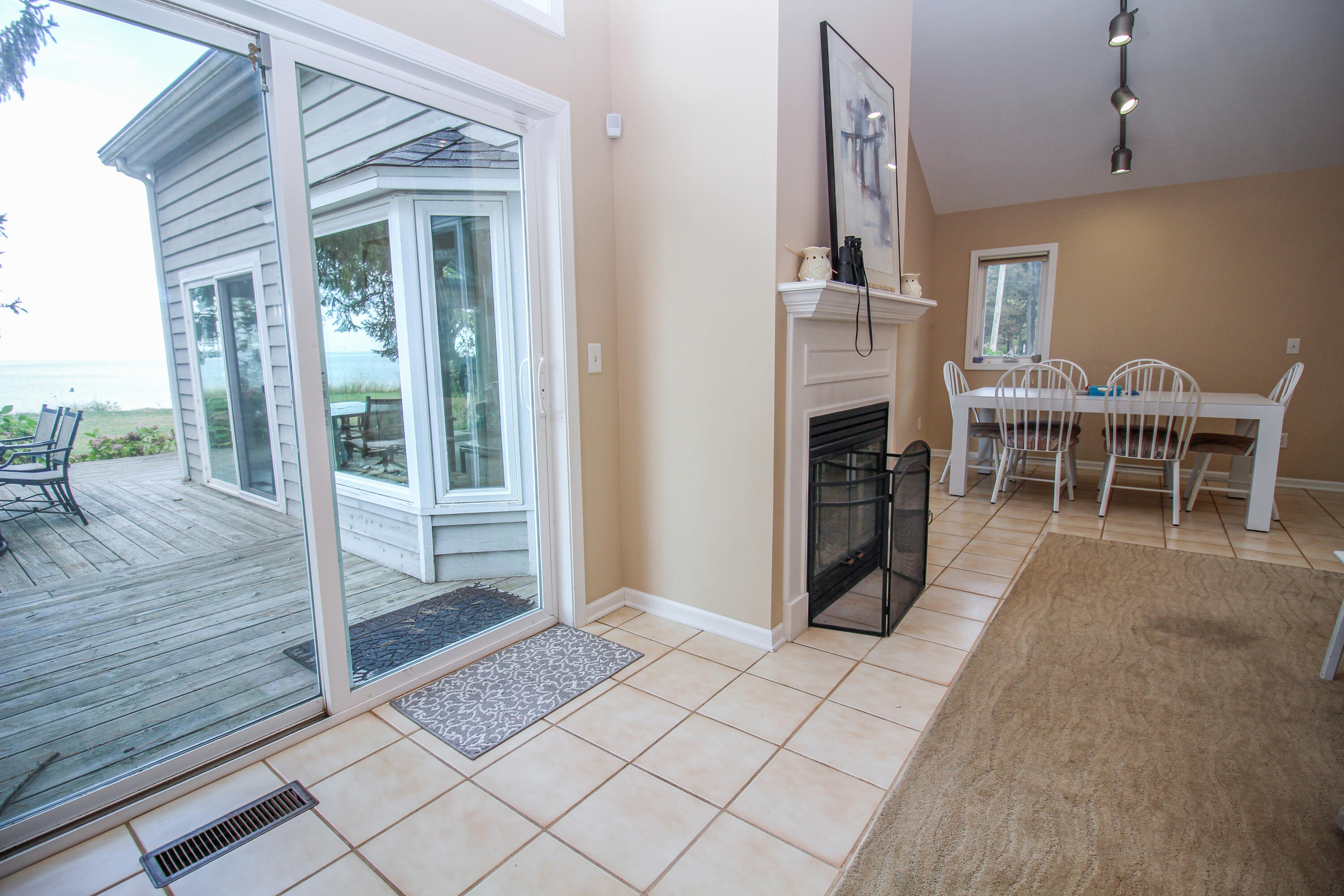 South Haven, Michigan, 49090, United States, 3 Bedrooms Bedrooms, ,4 BathroomsBathrooms,Residential,For Sale,1982825