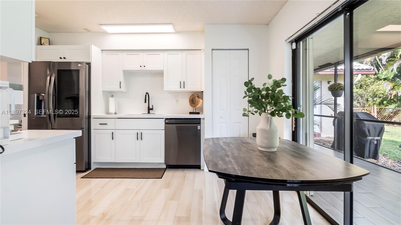 Coral Springs, Florida, 33065, United States, 3 Bedrooms Bedrooms, ,2 BathroomsBathrooms,Residential,For Sale,1993306