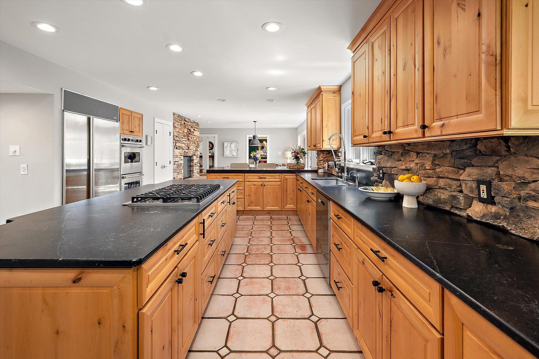  3 Brook Farm Court, Cockeysville, MD, 21030 - 物件實景
