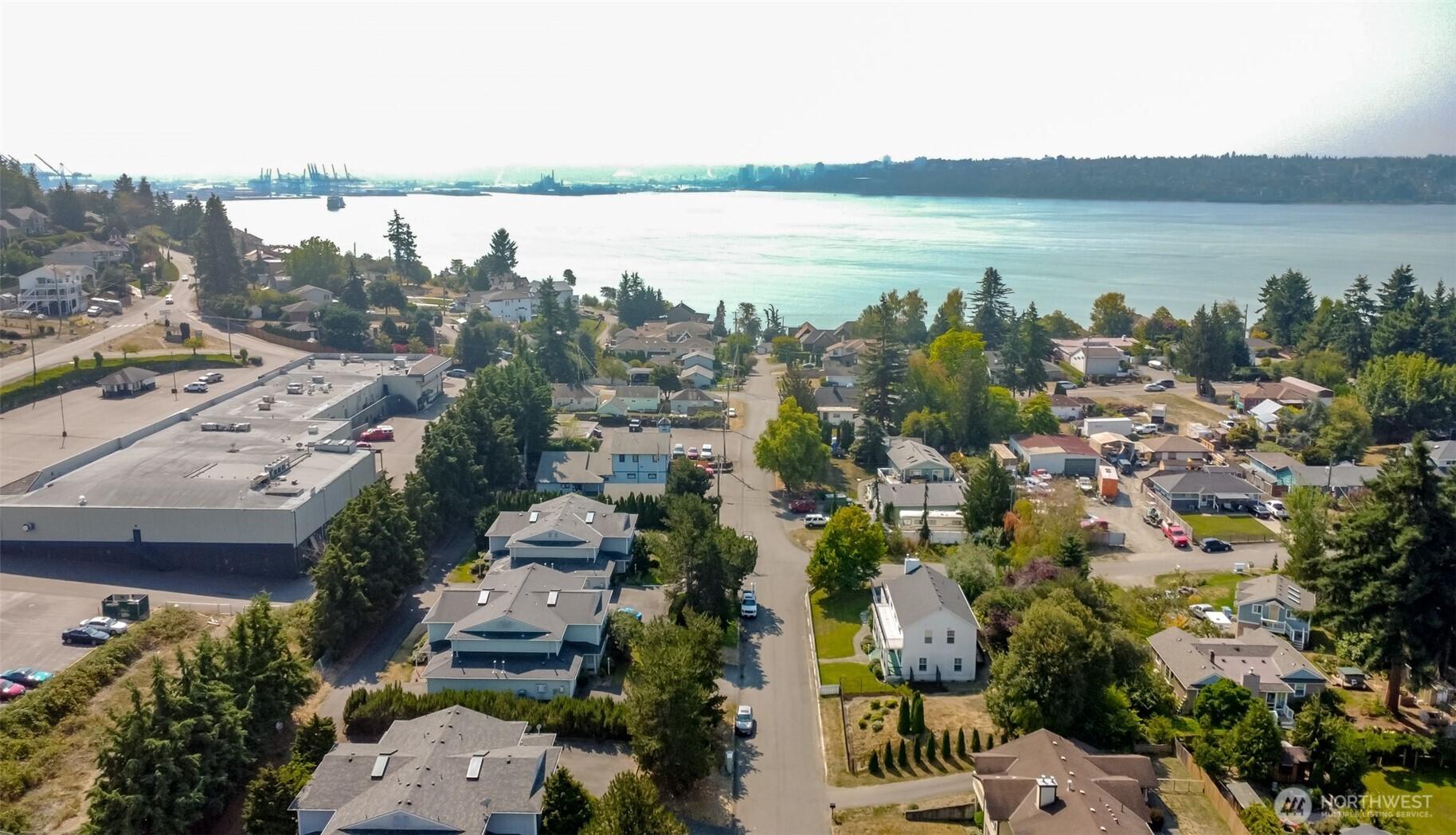 TACOMA, Washington, 98422, United States, 4 Bedrooms Bedrooms, ,3 BathroomsBathrooms,Residential,For Sale,1940753