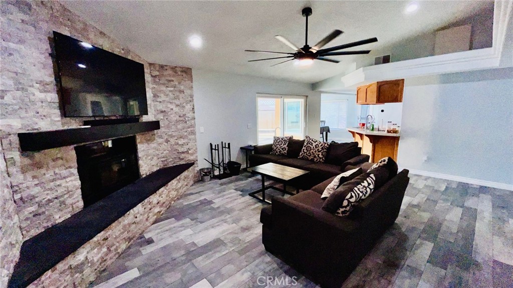 Apple Valley, California, 92308, United States, 4 Bedrooms Bedrooms, ,3 BathroomsBathrooms,Residential,For Sale,2001641