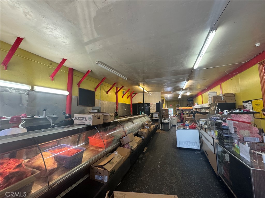 BELL, California, 90201, United States, ,Residential,For Sale,1822179