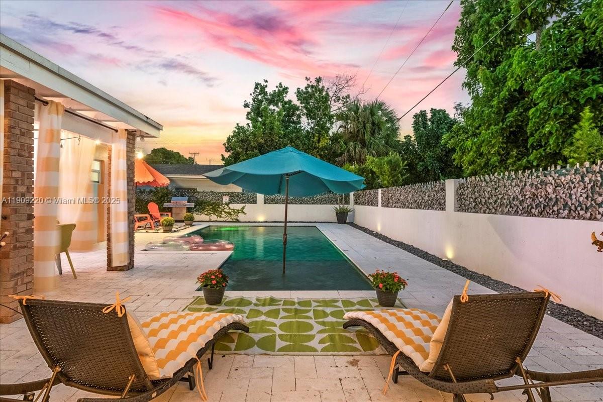 Miami, Florida, 33145, United States, 3 Bedrooms Bedrooms, ,2 BathroomsBathrooms,Residential,For Sale,1987524