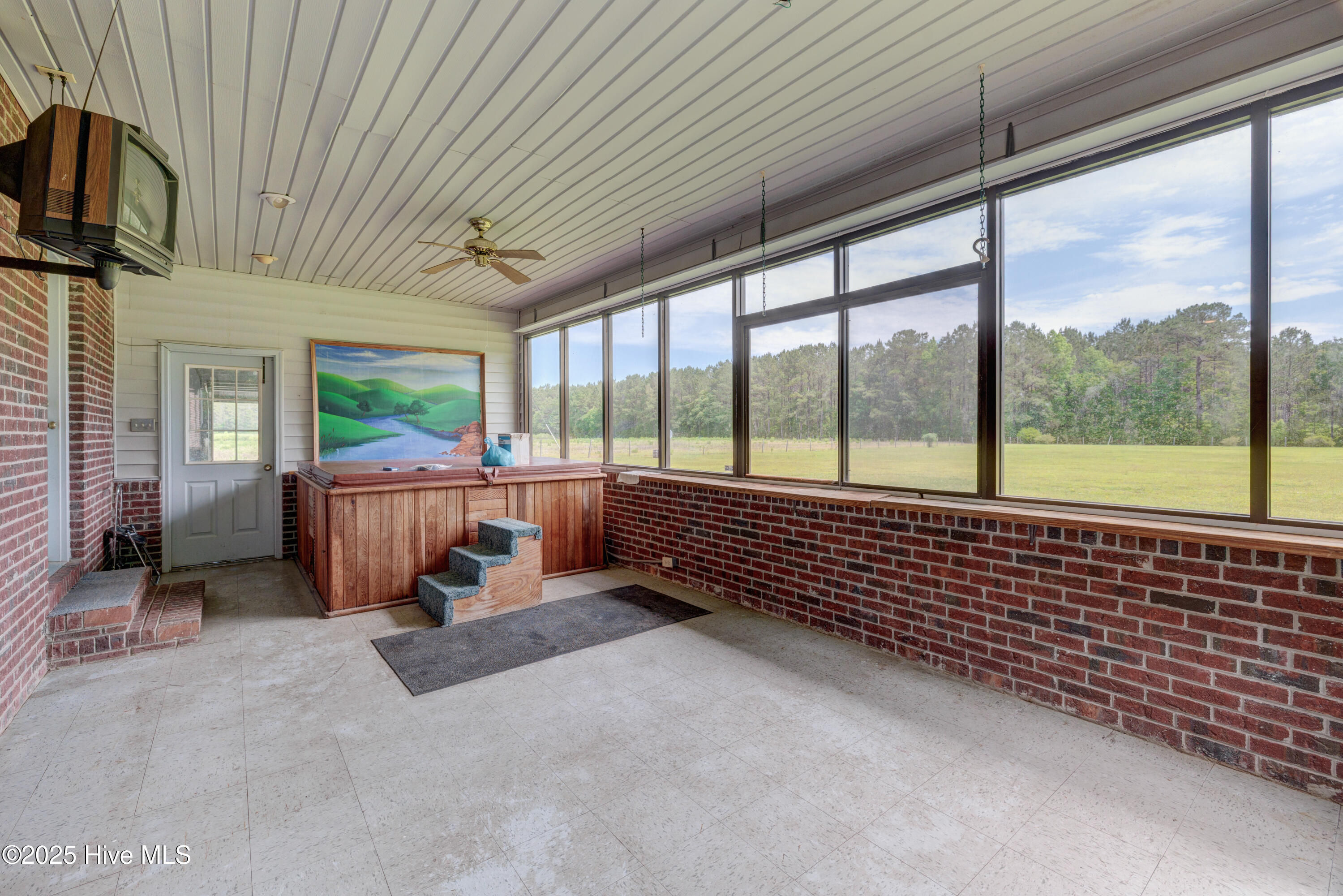 Burgaw, North Carolina, 28425, United States, 4 Bedrooms Bedrooms, ,4 BathroomsBathrooms,Residential,For Sale,1818380