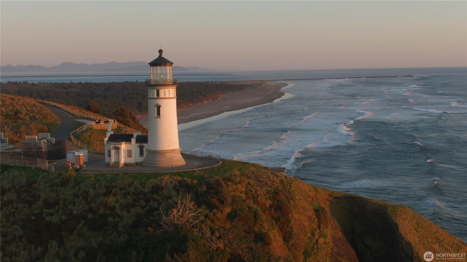 Ilwaco, Washington, 98624, United States, 3 Bedrooms Bedrooms, ,3 BathroomsBathrooms,Residential,For Sale,1978270
