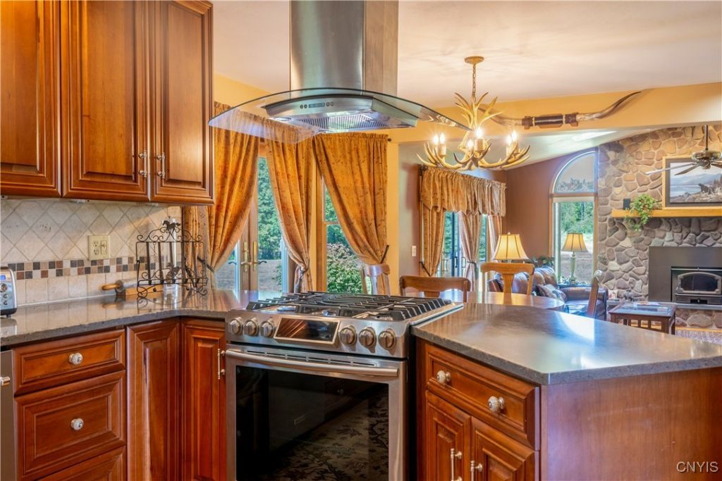 West Monroe, New York, 13167, United States, 4 Bedrooms Bedrooms, ,3 BathroomsBathrooms,Residential,For Sale,1939598