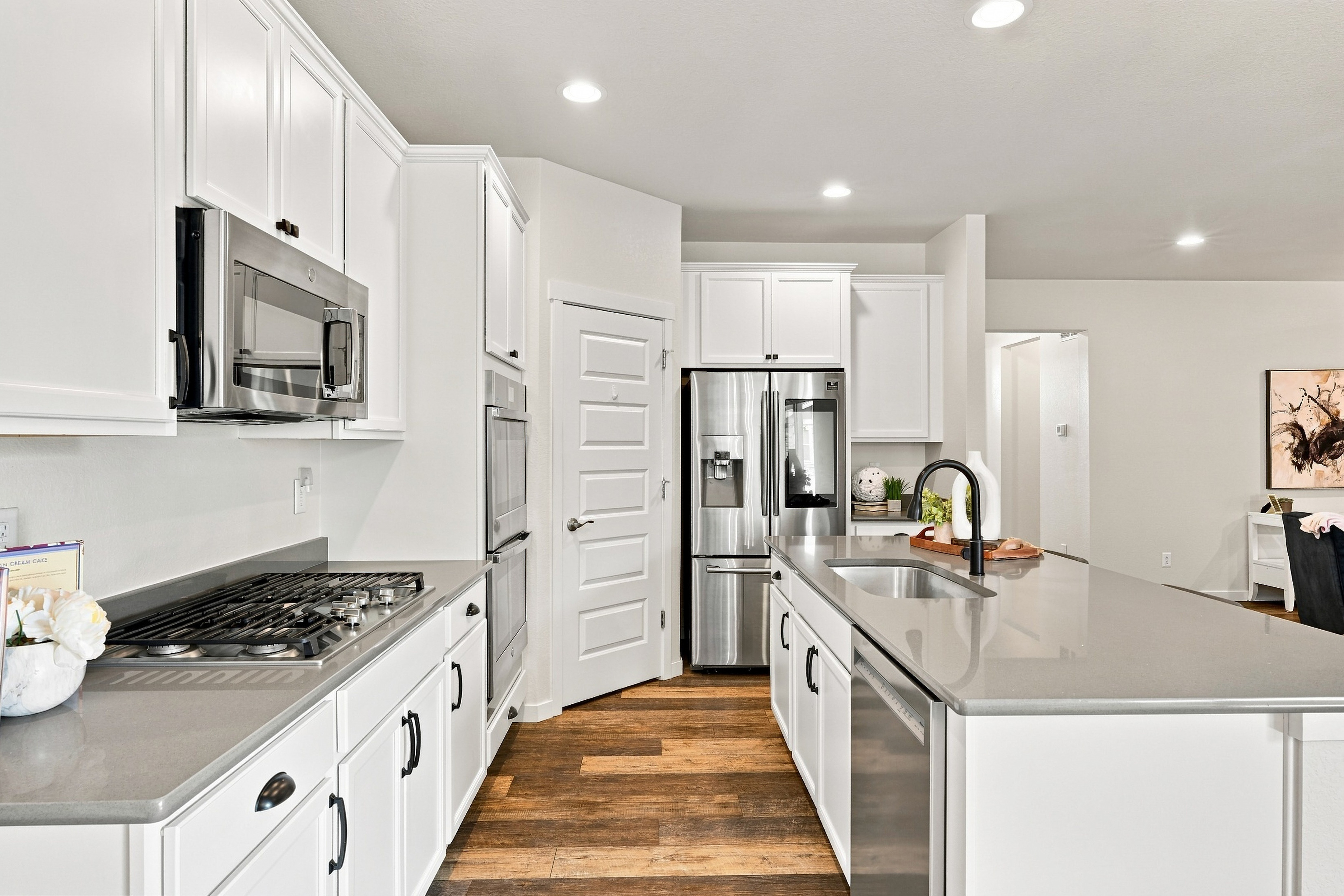  Modern Comfort Meets Everyday Function at 1123 Ibex Drive - 物件實景