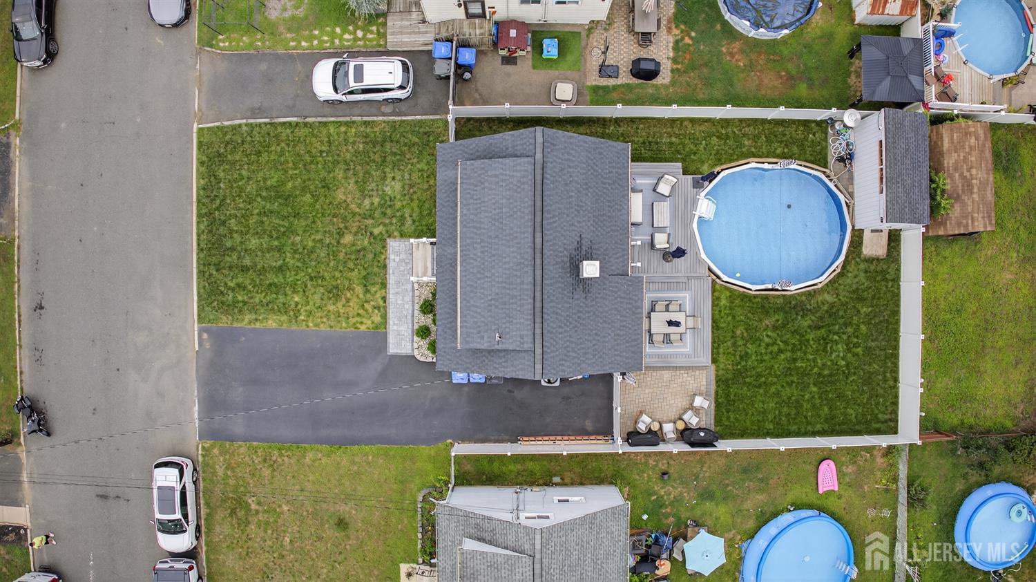 Old Bridge, New Jersey, 08857, United States, 4 Bedrooms Bedrooms, ,2 BathroomsBathrooms,Residential,For Sale,1983904