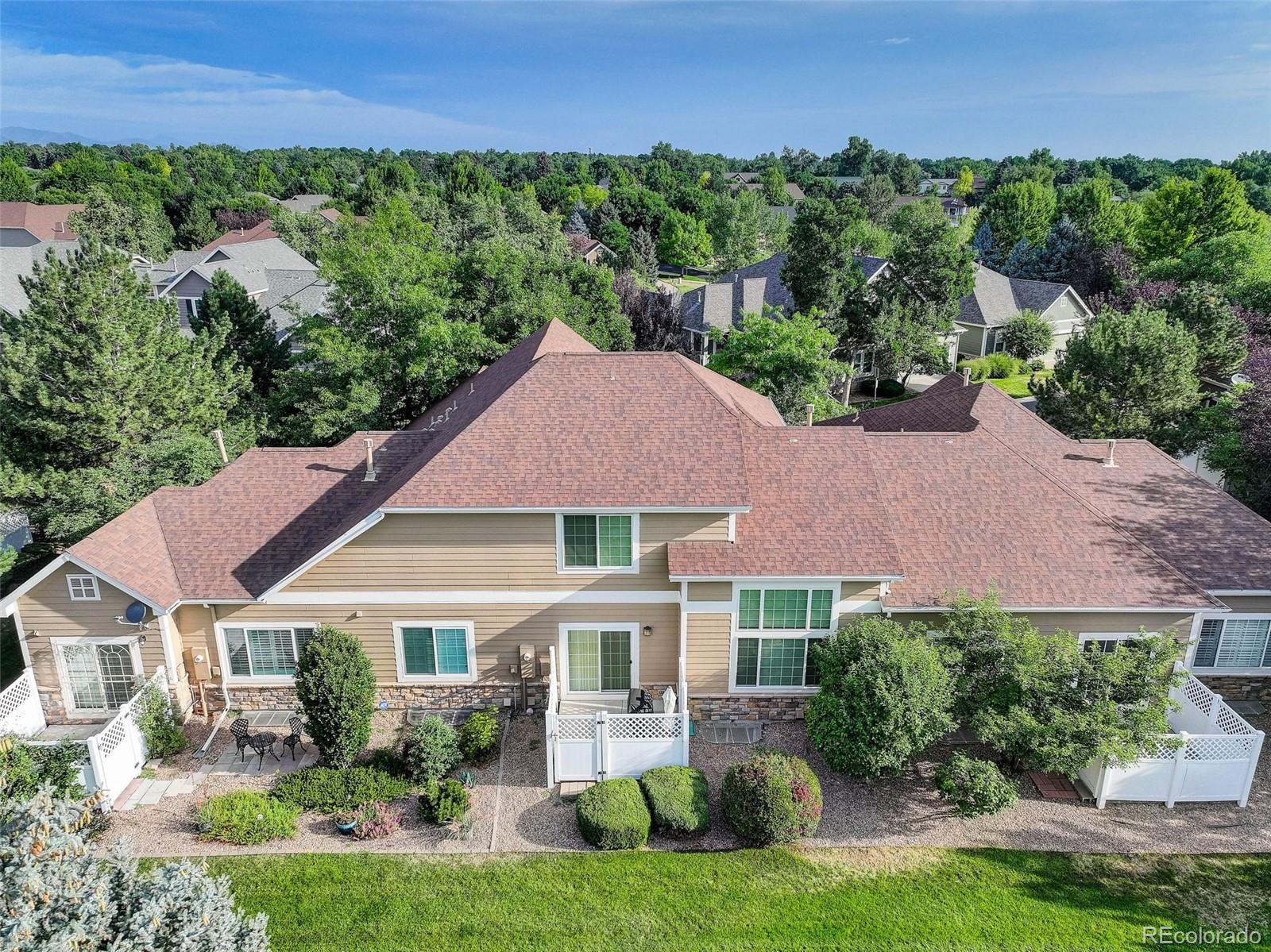 Lakewood, Colorado, 80232, United States, 3 Bedrooms Bedrooms, ,4 BathroomsBathrooms,Residential,For Sale,1941037