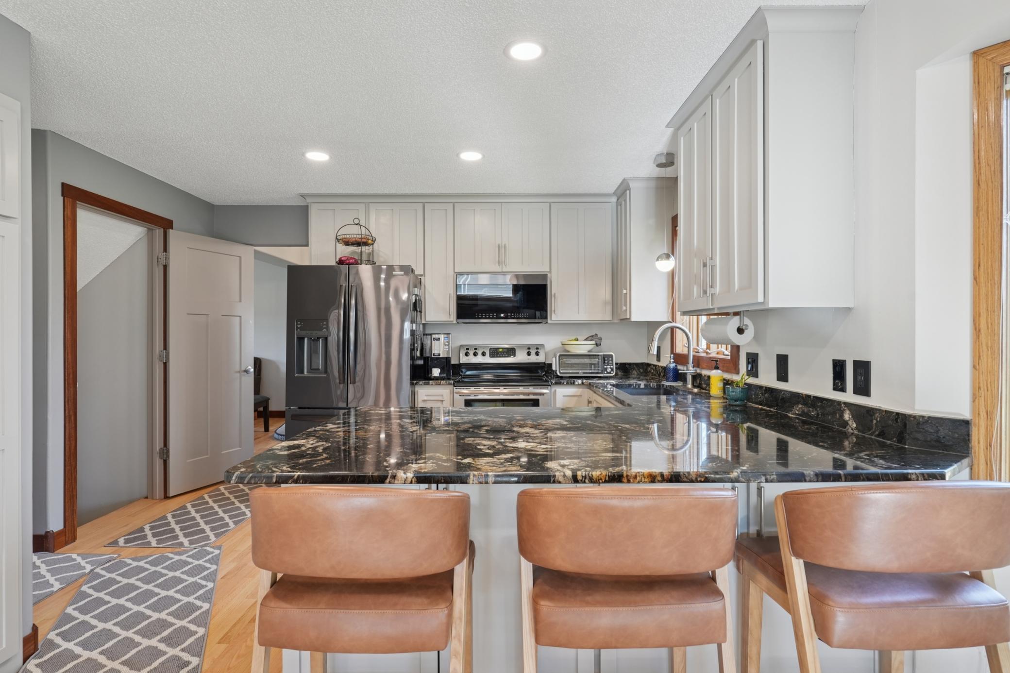 Lino Lakes, Minnesota, 55038, United States, 5 Bedrooms Bedrooms, ,3 BathroomsBathrooms,Residential,For Sale,1988169