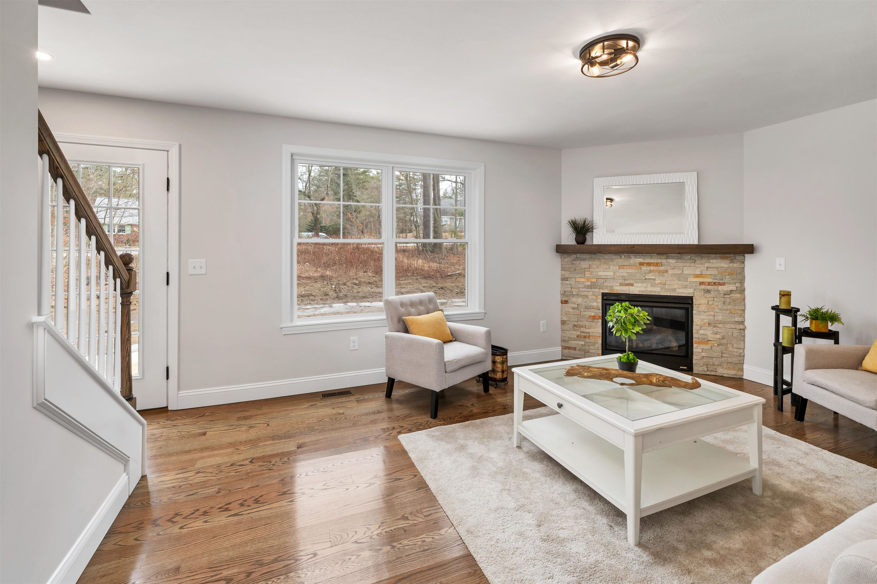 Litchfield, New Hampshire, 03052, United States, 3 Bedrooms Bedrooms, ,2 BathroomsBathrooms,Residential,For Sale,1860040
