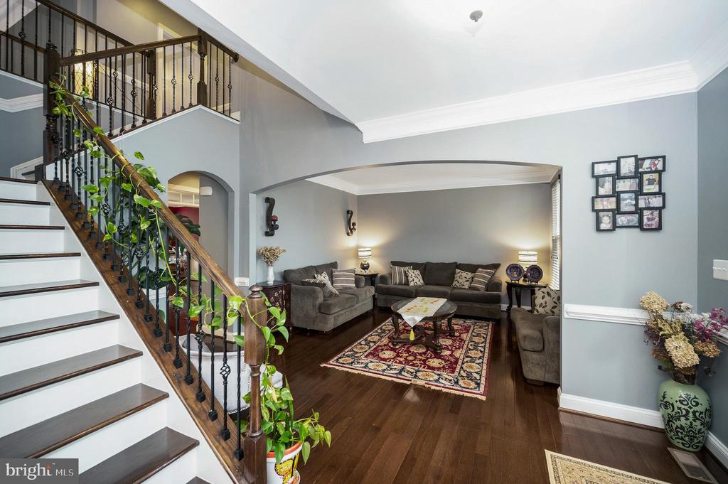 Woodbridge, Virginia, 22193, United States, 6 Bedrooms Bedrooms, ,6 BathroomsBathrooms,Residential,For Sale,1919107