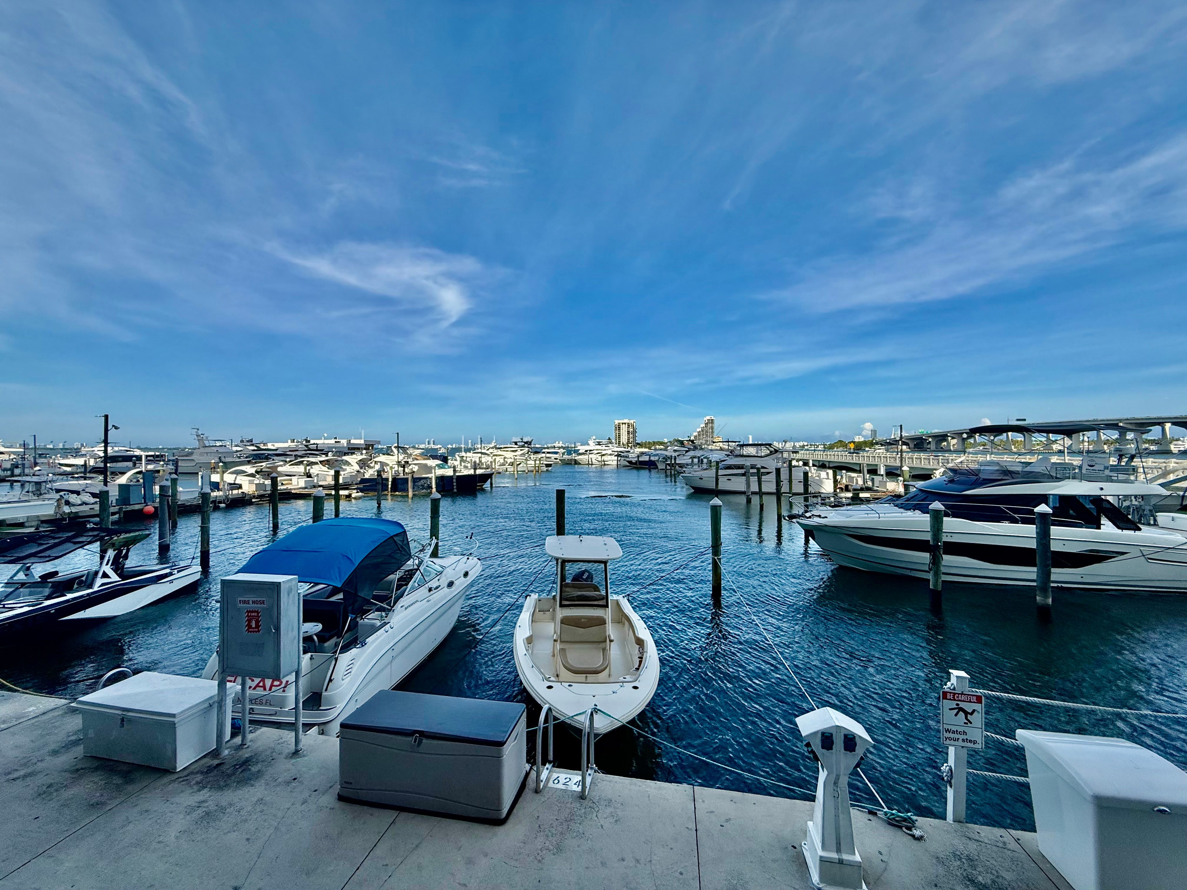  555 NE 15th St, Miami, FL, 33132 - 物件實景