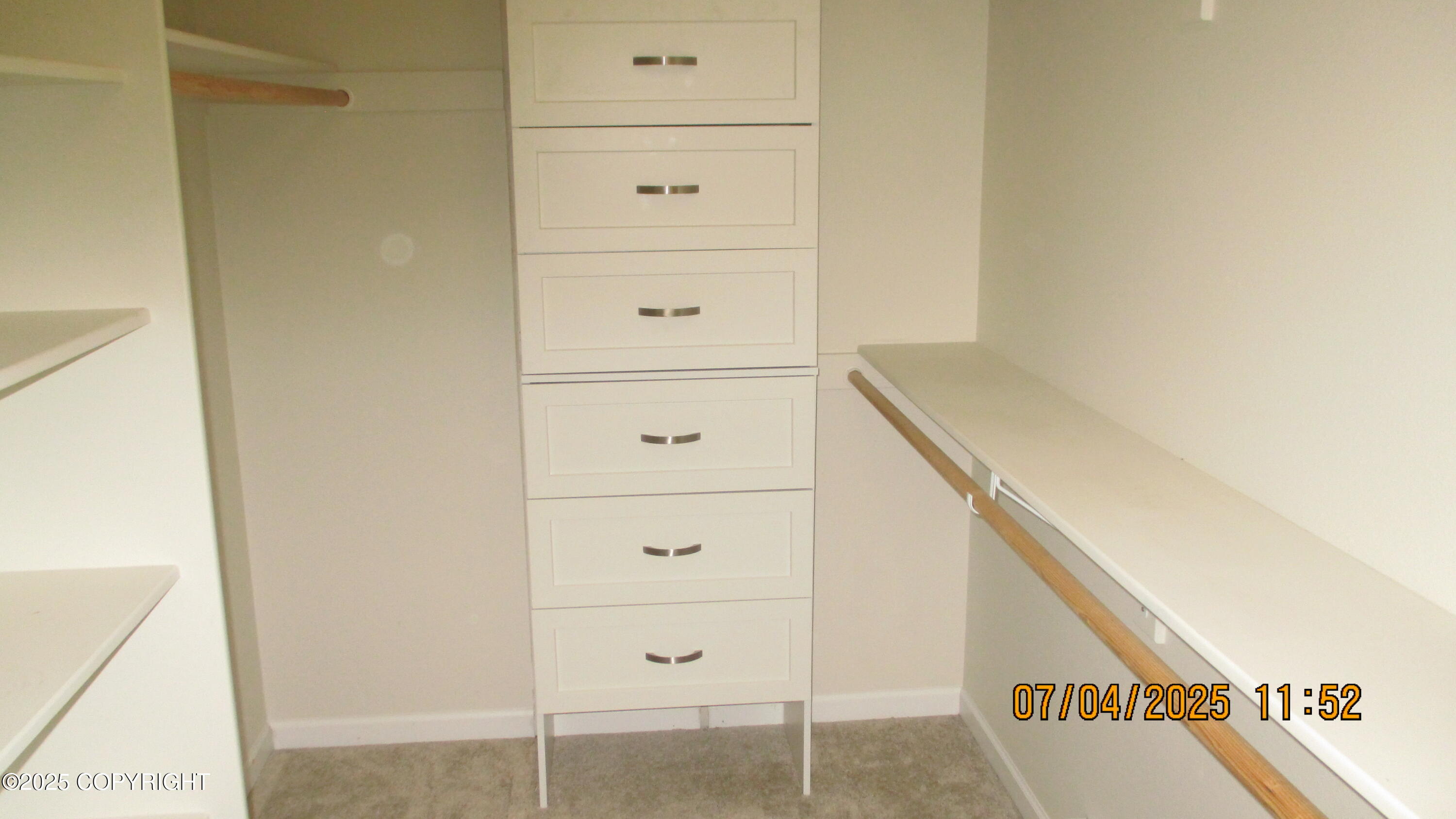 Eagle River, Alaska, 99577, United States, 4 Bedrooms Bedrooms, ,4 BathroomsBathrooms,Residential,For Sale,1981531