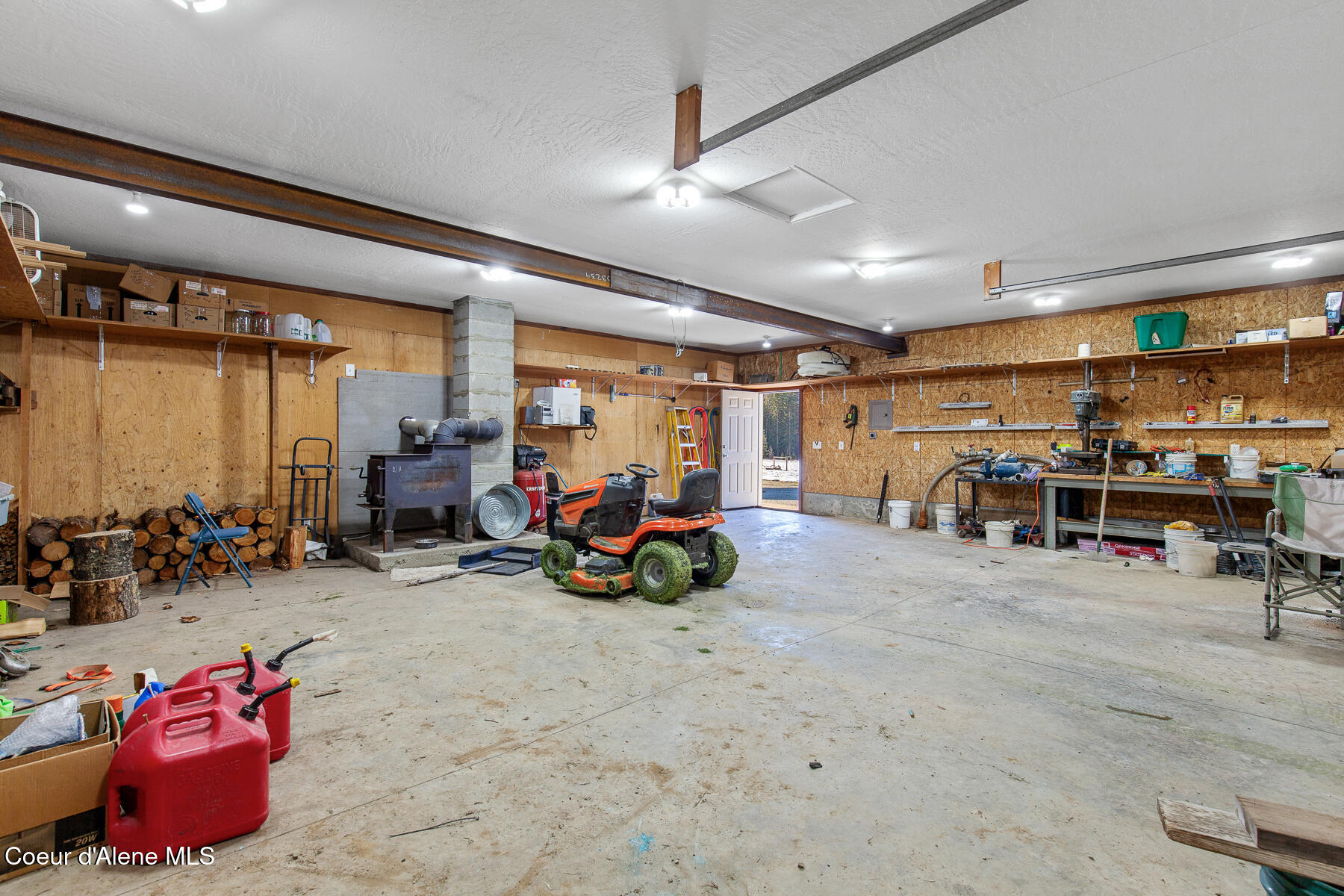 Wallace, Idaho, 83873, United States, 3 Bedrooms Bedrooms, ,3 BathroomsBathrooms,Residential,For Sale,2040255