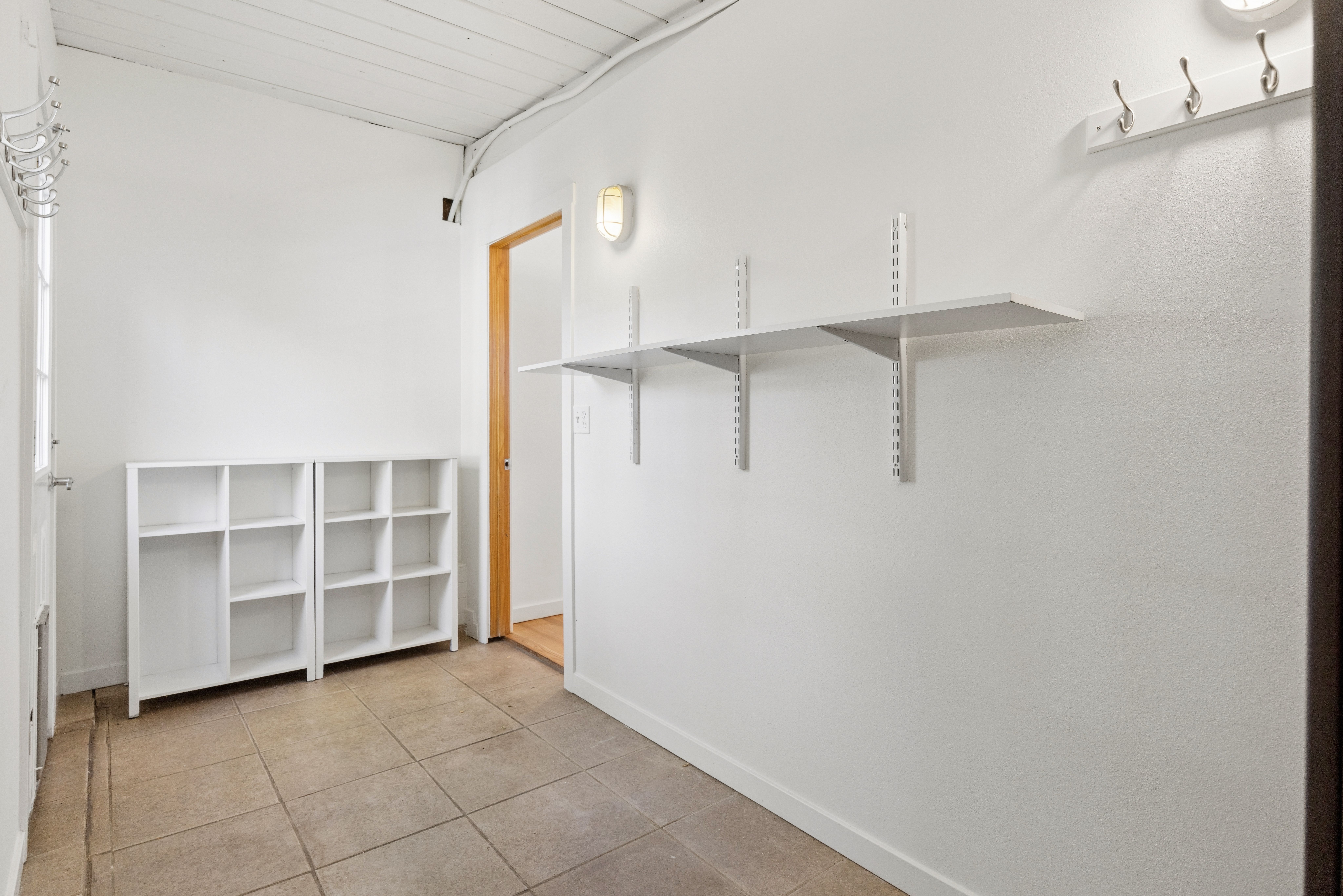  Mid-century modern lives with an effortless connection between indoors and out. - 物件實景
