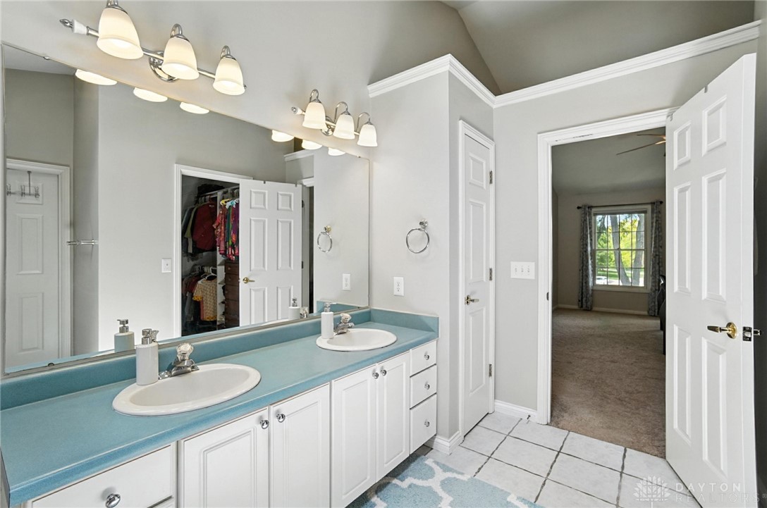 Dayton, Ohio, 45458, United States, 4 Bedrooms Bedrooms, ,4 BathroomsBathrooms,Residential,For Sale,1875068