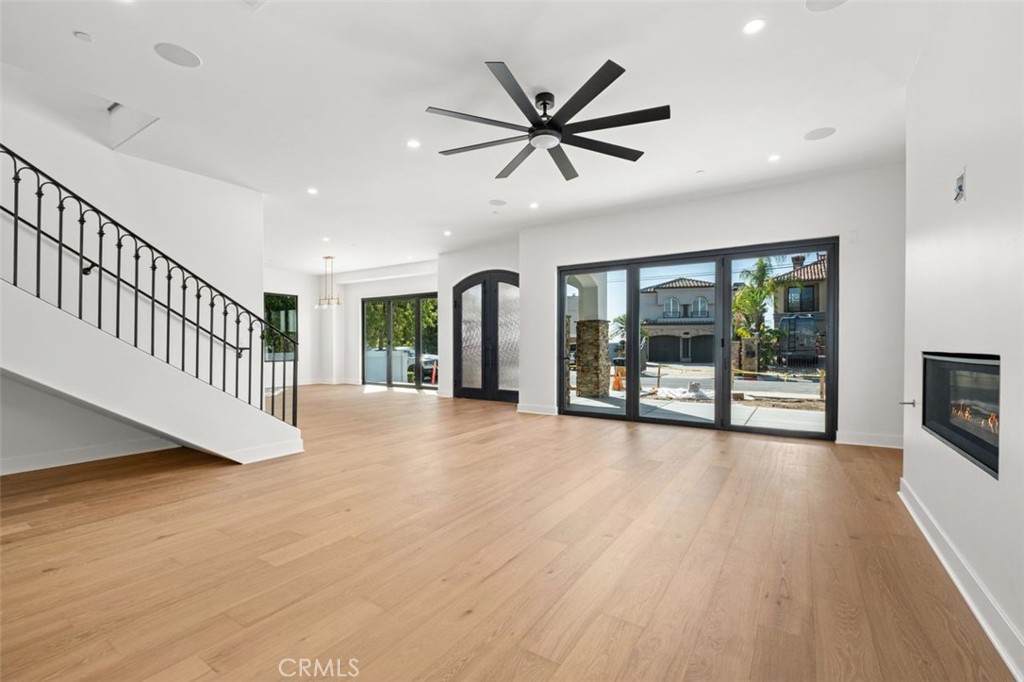 Dana Point, California, 92624, United States, 5 Bedrooms Bedrooms, ,4 BathroomsBathrooms,Residential,For Sale,1991837