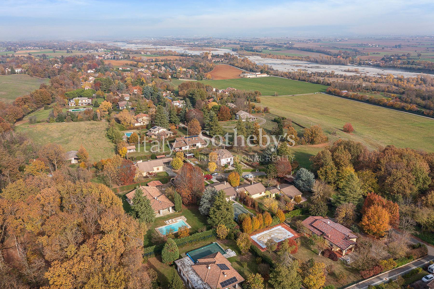  Villa with swimming pool and private woodland in the Trebbia Valley, south of - 物件實景