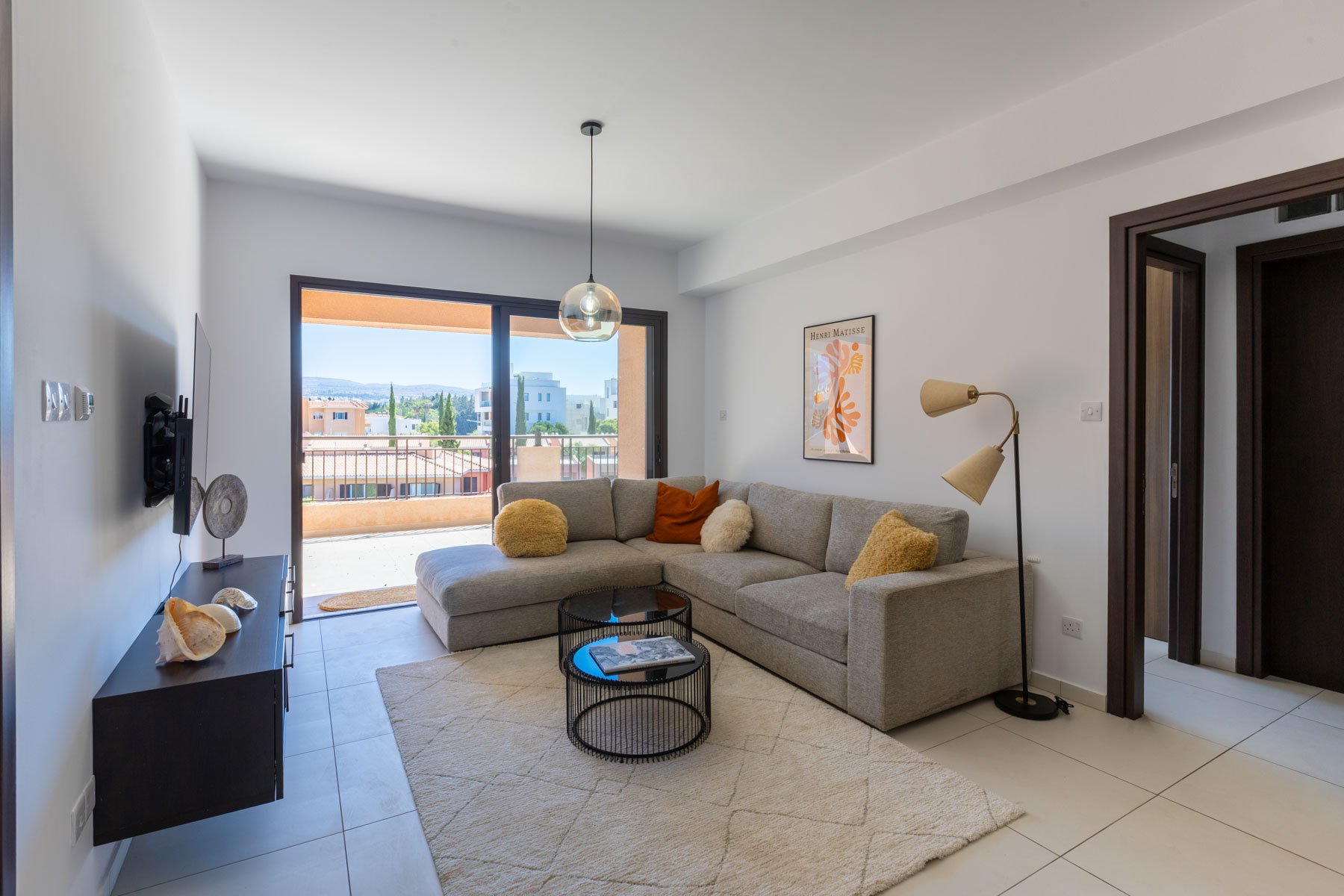  Move-In-Ready Two Bedroom Apartment in a Gated Complex, Universal, Pafos - 物件實景