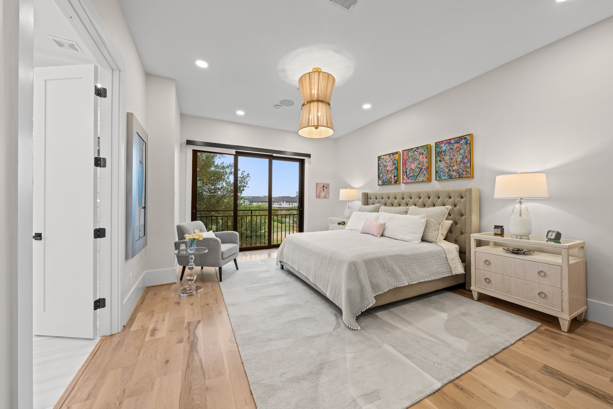  611 N Live Oak Street - 物件實景