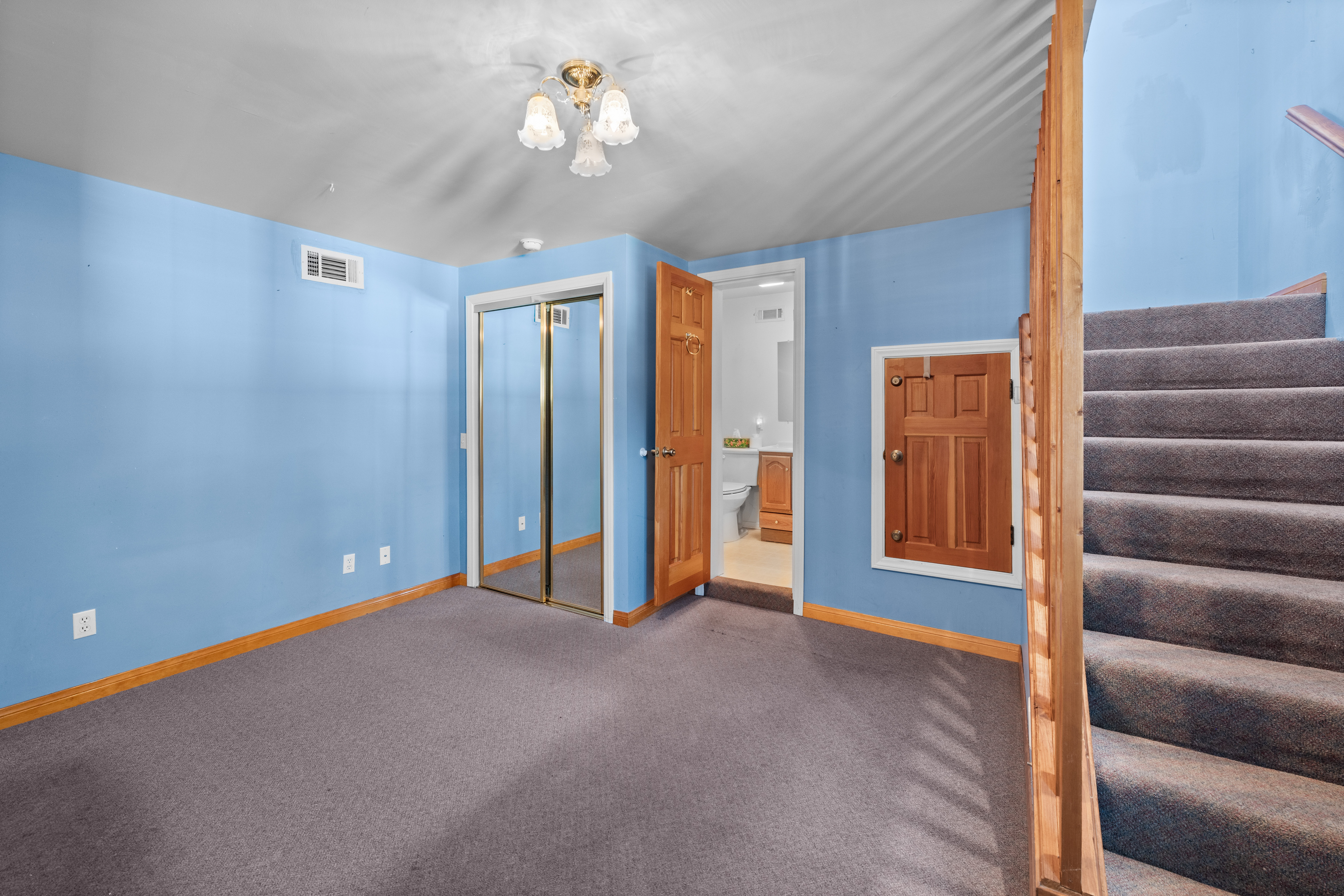  39251 Cedar Dell Road, Fawnskin, CA 92333 - 物件實景