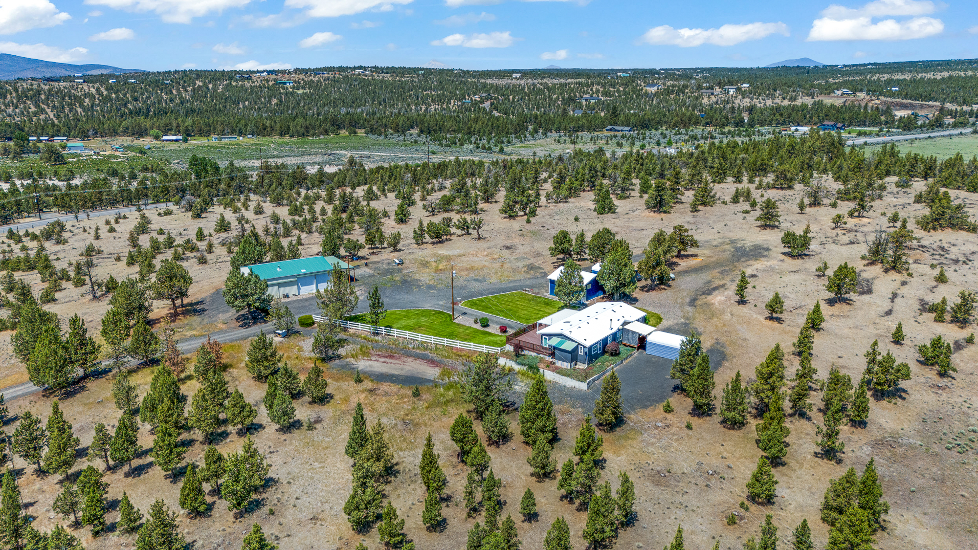 Prineville, Oregon, 97754, United States, 3 Bedrooms Bedrooms, ,2 BathroomsBathrooms,Residential,For Sale,1885821