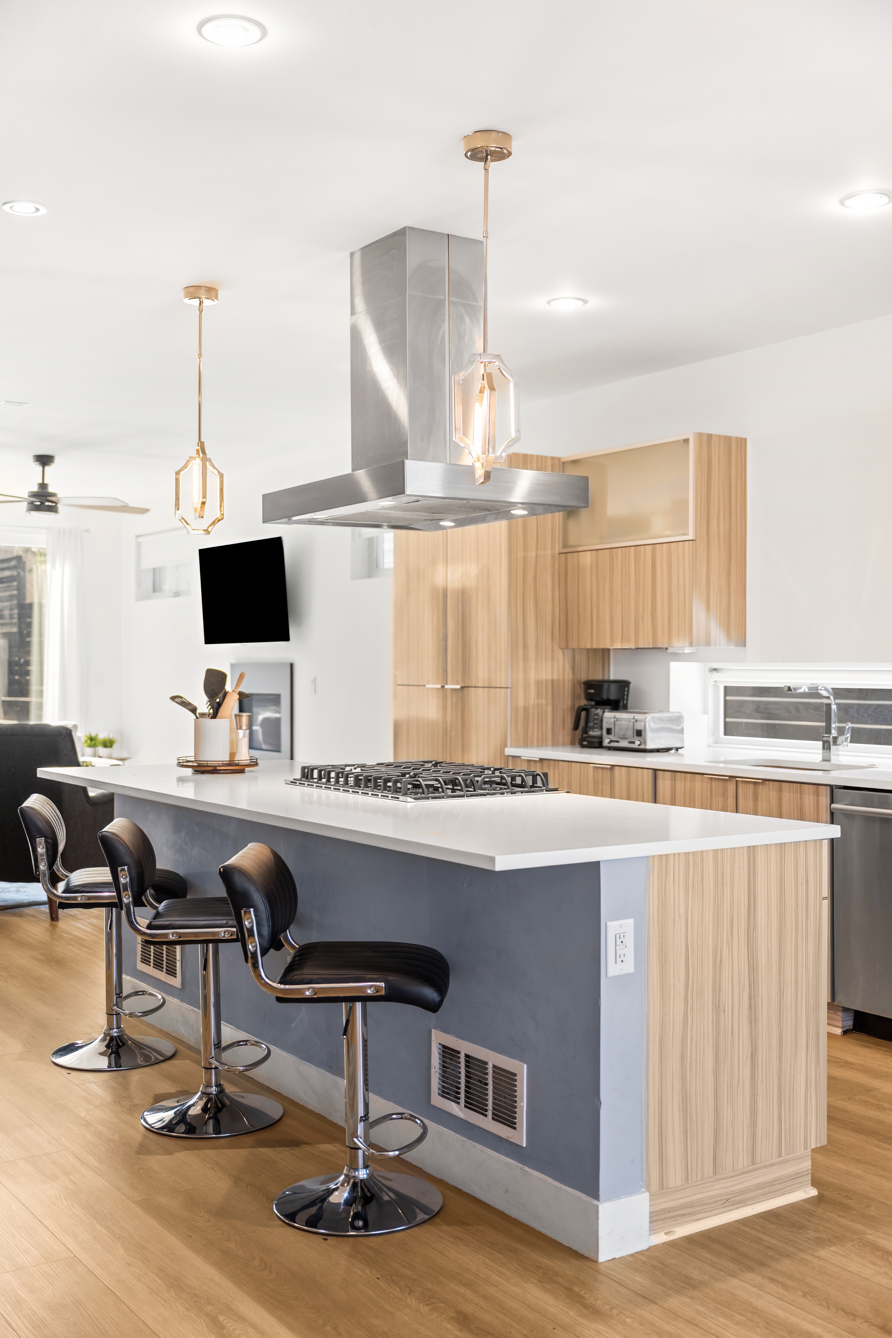  Seamlessly blends contemporary architecture & refined finishes - 物件實景