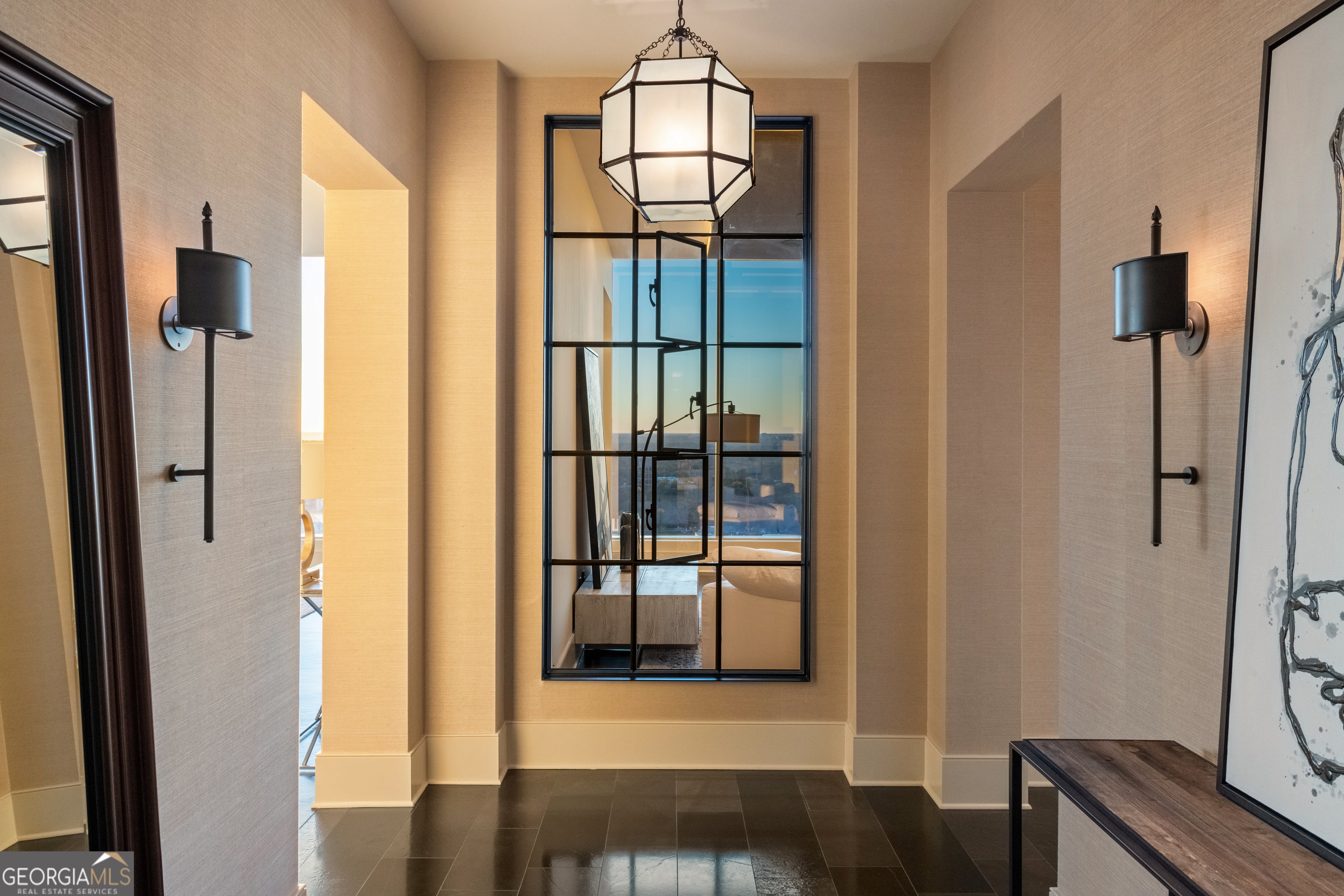 Atlanta, Georgia, 30326, United States, 3 Bedrooms Bedrooms, ,4 BathroomsBathrooms,Residential,For Sale,1858951