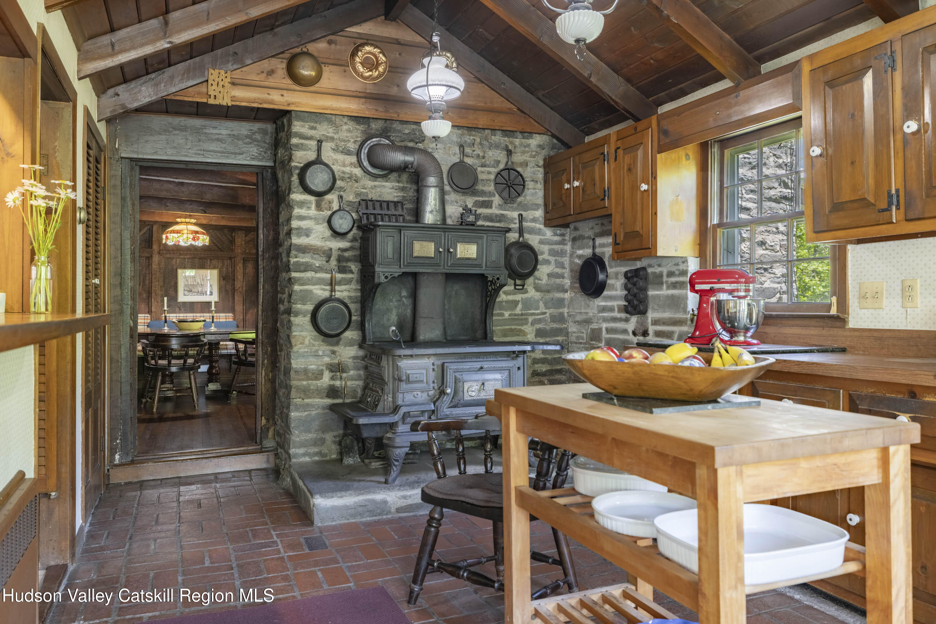 Saugerties, New York, 12477, United States, 2 Bedrooms Bedrooms, ,2 BathroomsBathrooms,Residential,For Sale,1827132
